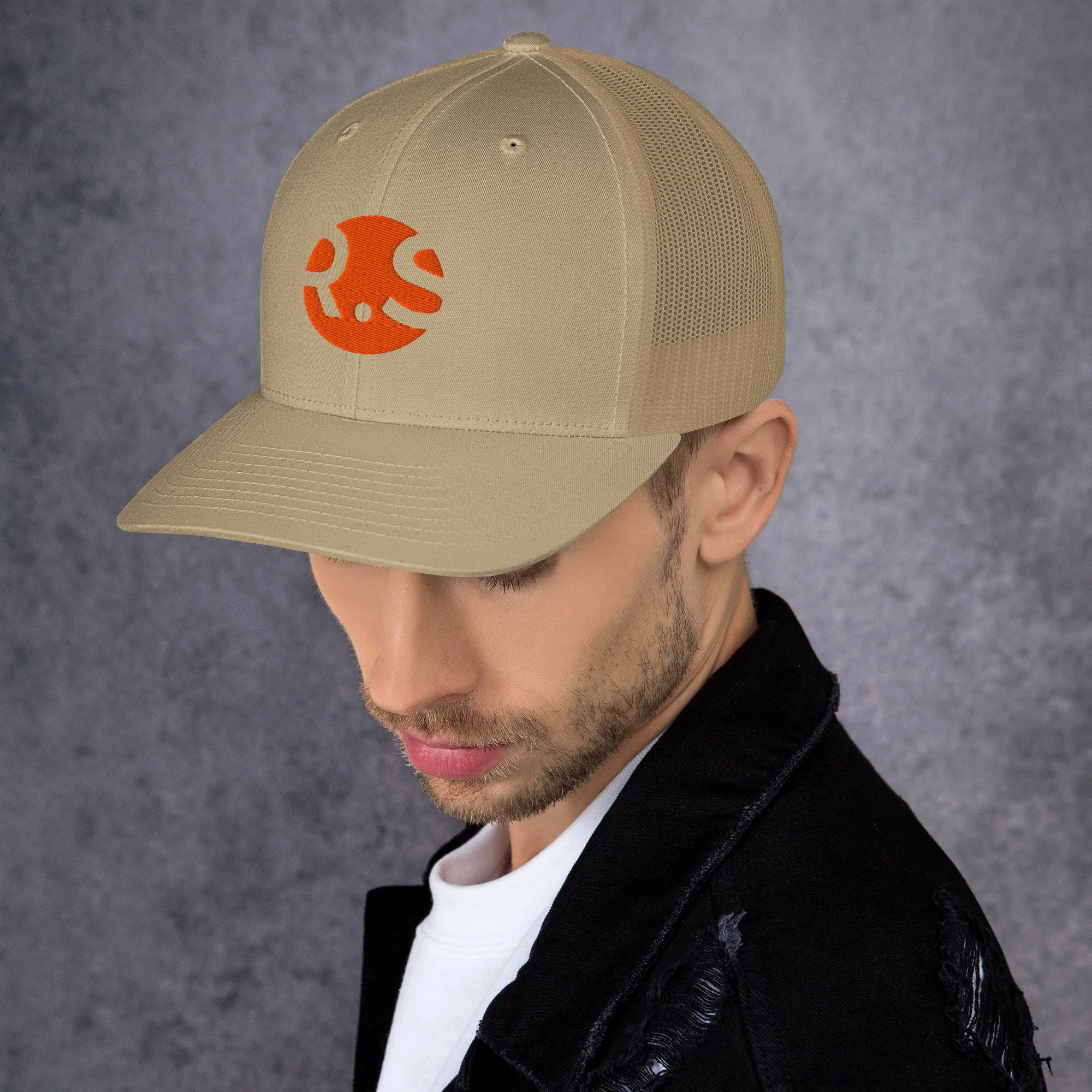 retro-trucker-hat-khaki-left-69d660d874be1.jpg