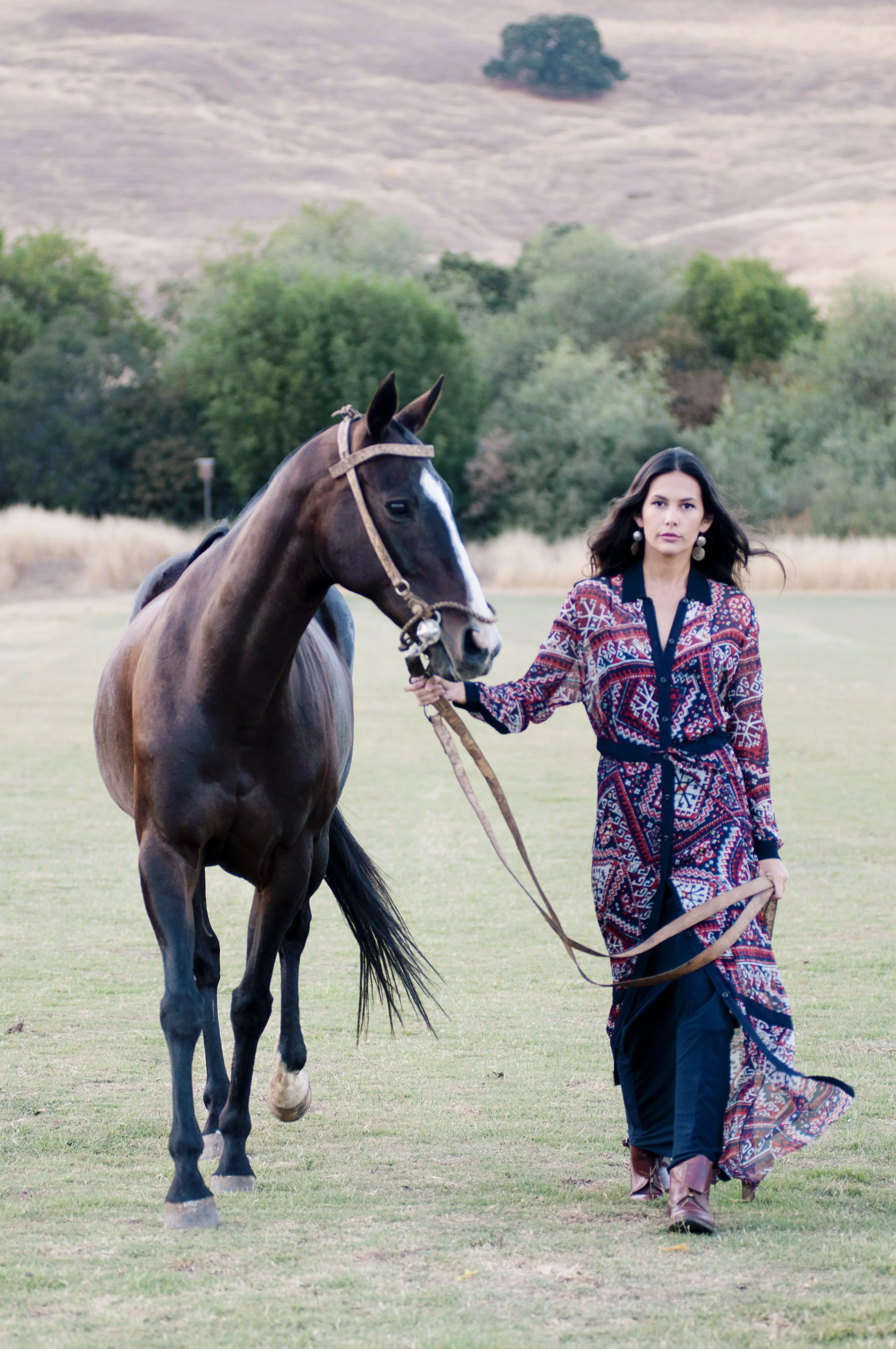   photo: Angie Silvy    H/MKU: Diane Catorc    model: ana @ scout model agency  