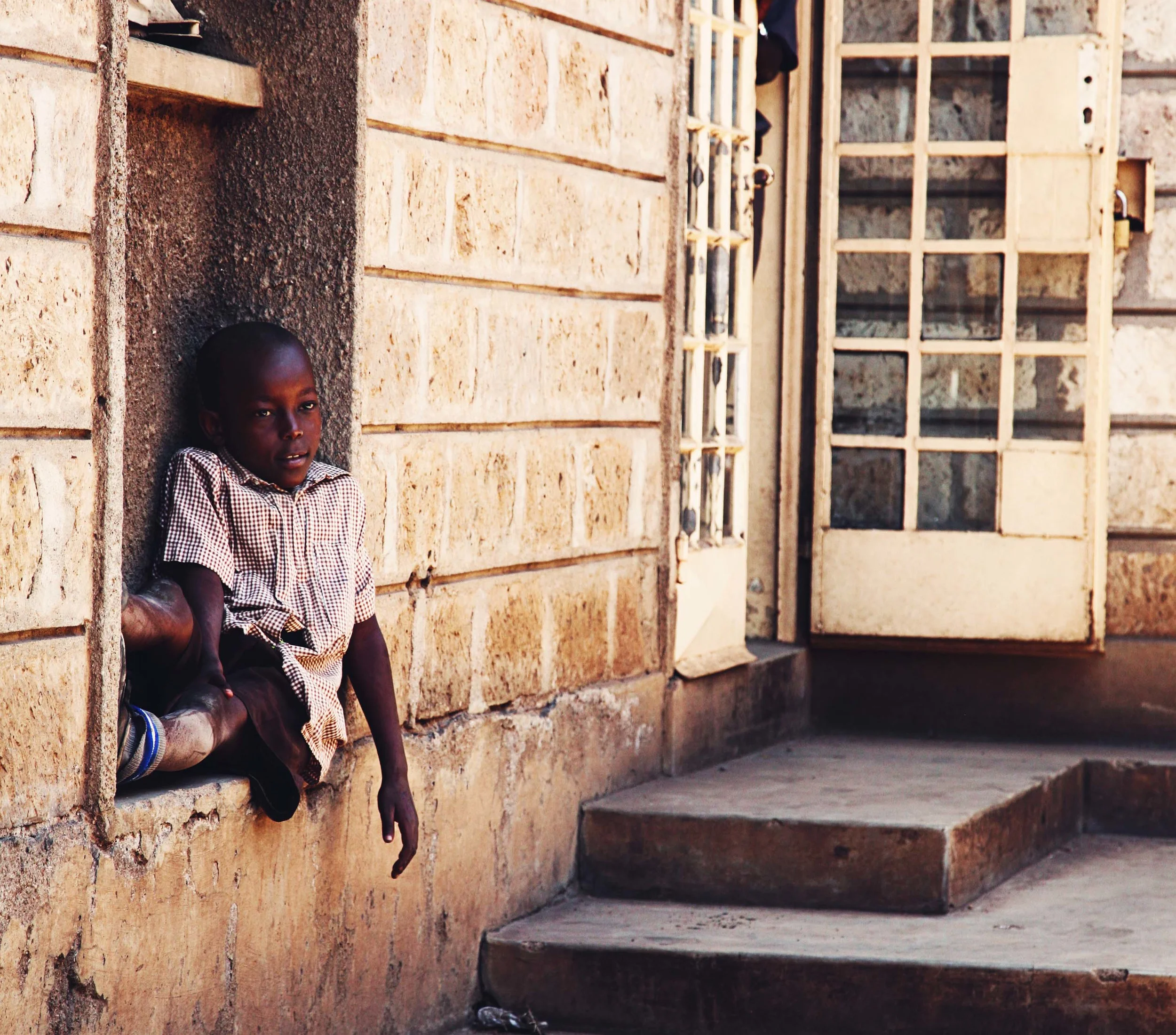 Kenya|2011|BoyInTheWindow2.jpg
