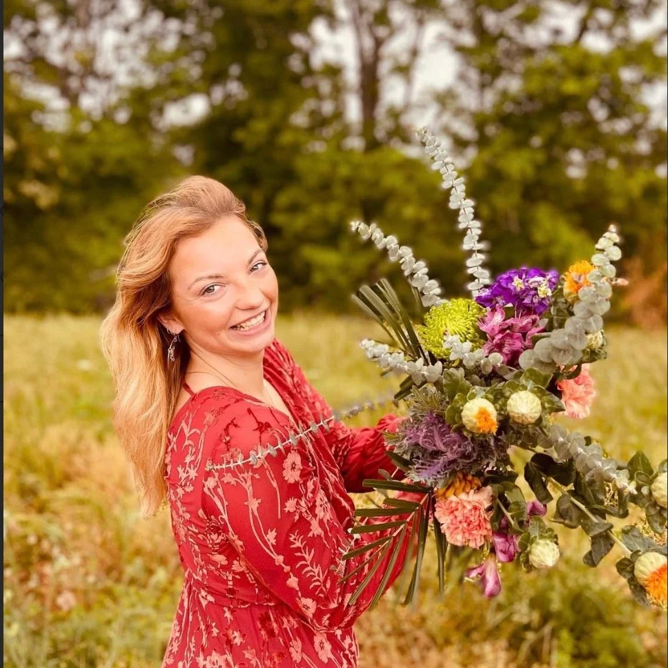 Meet Savannah 💖✨ 

Playful, rhythmic, and rooted in connection &mdash; Savannah teaches movement as a way to awaken the inner child and appreciate your body through every season of life. 

Louisville born and raised, she brings athletic energy and c