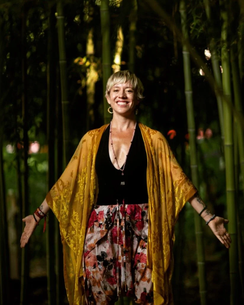 Meet Lee 💖✨

Yoga teacher, retreat leader, and heart-centered guide, Lee weaves rhythmic movement, mantra, and meditative awareness into classes that feel both grounding and expansive.

Rooted in devotion and somatic wisdom, she creates space for st