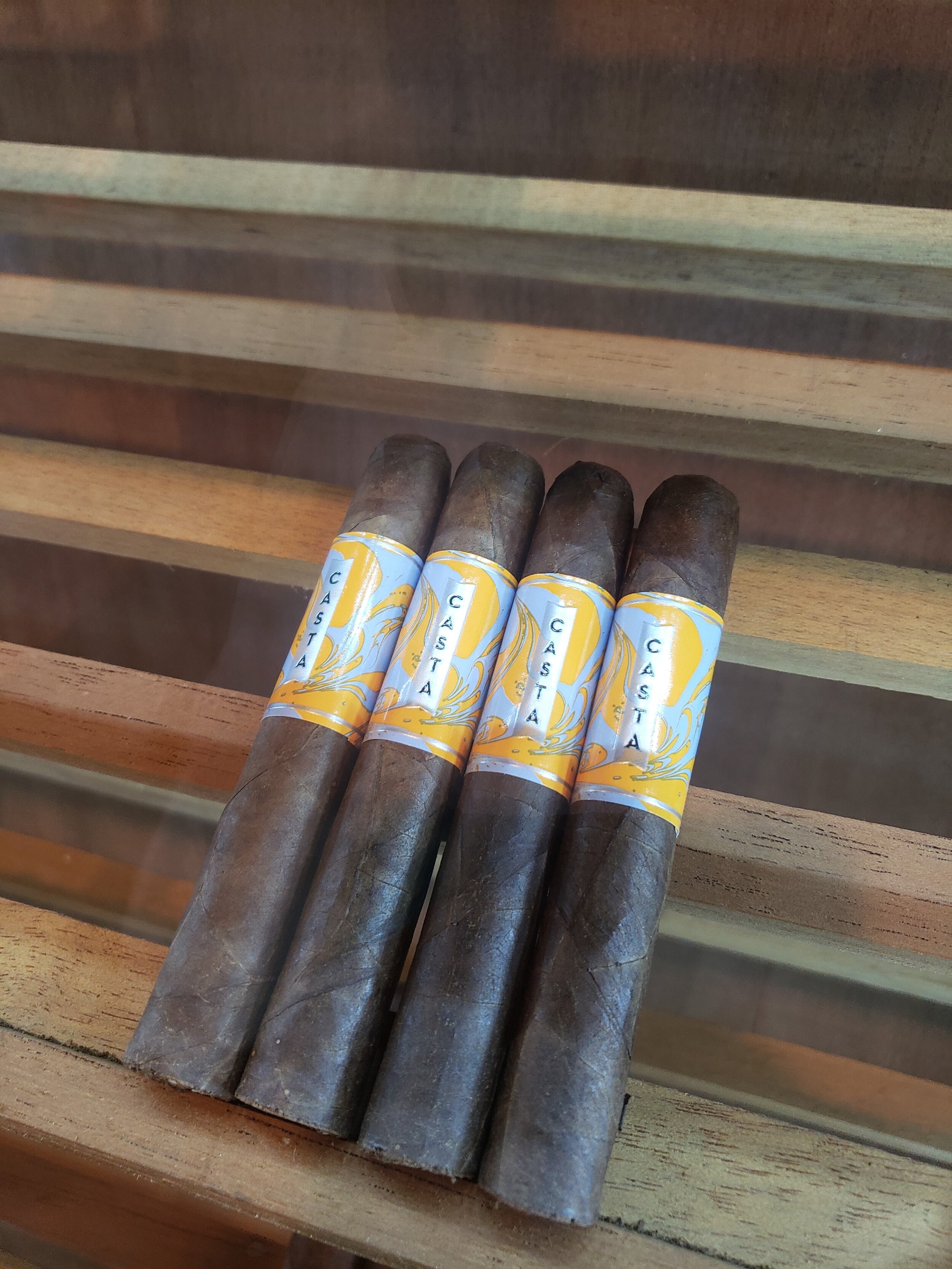 casta cigars.jpg