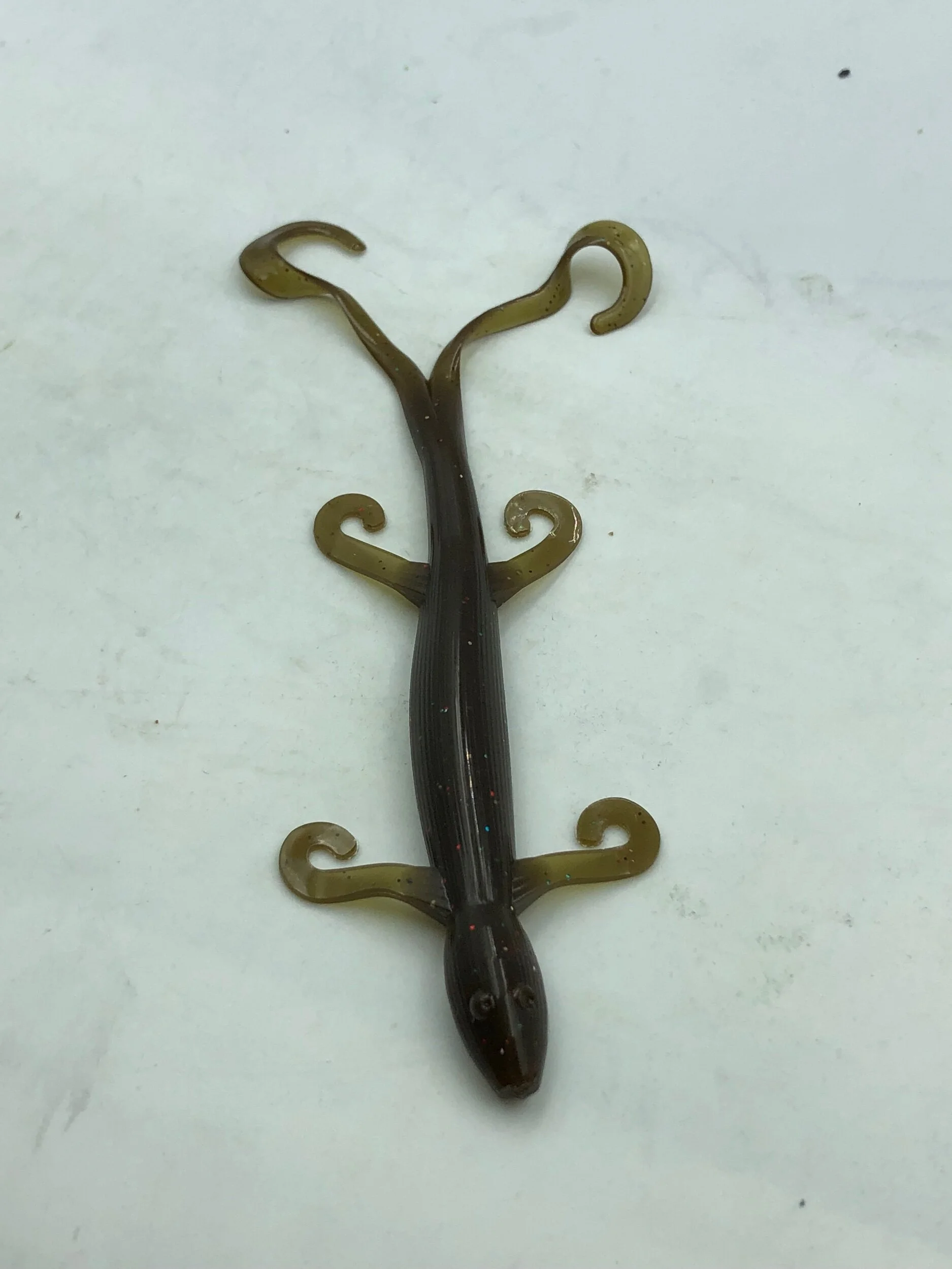 3AE2DDE5-6E80-46B8-8F79-3F0767AB3F8E