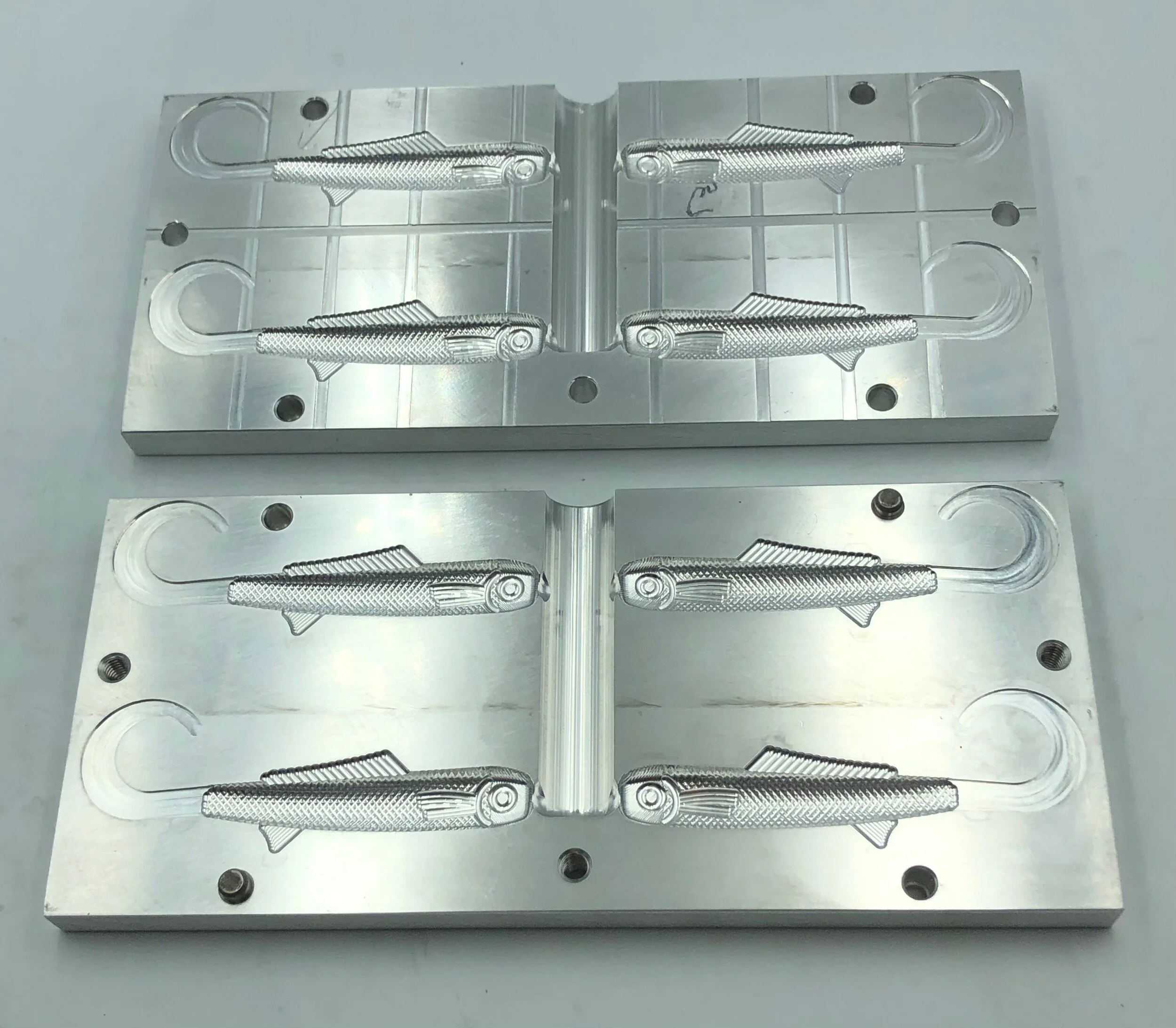 95423C75-3C4F-4F16-8D4E-A711B5C3C84B