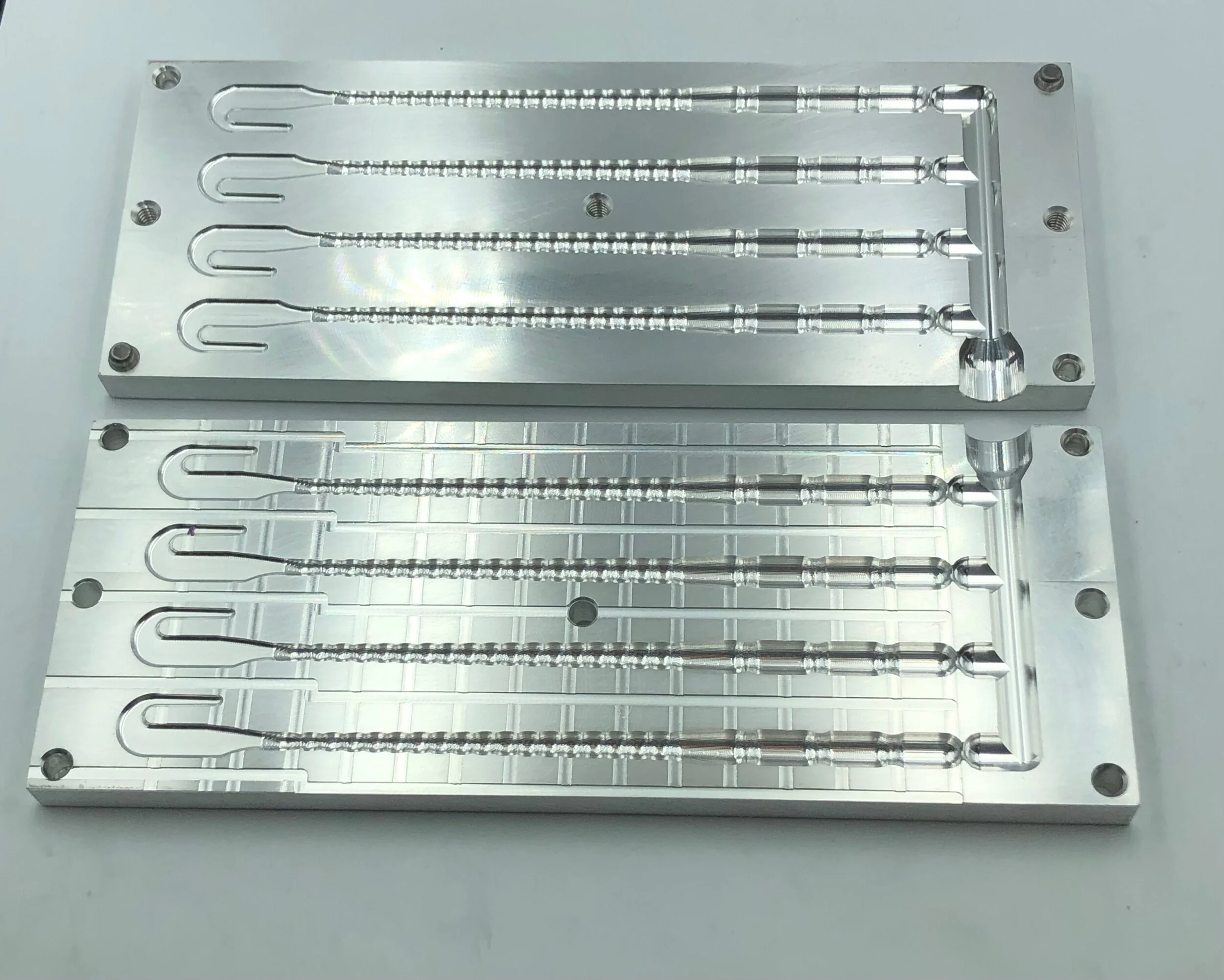 E6CE1811-FCB2-49FC-B64E-0625FB7B68D1