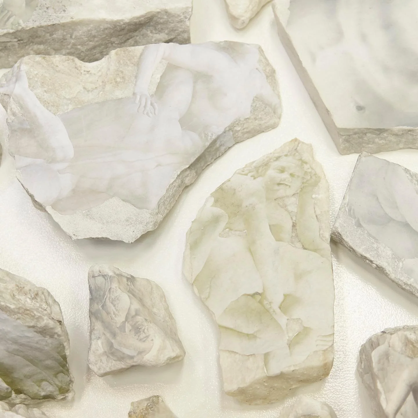 RUBIN&amp;CHAPELLE presents an exhibition of work by New York and Berlin based artist Aura Rosenberg focusing on monuments and projections. May 10-28.
 
May 20, 12pm &amp; 1:30pm Live performance by multidisciplinary artist Helga Davis. Davis will be