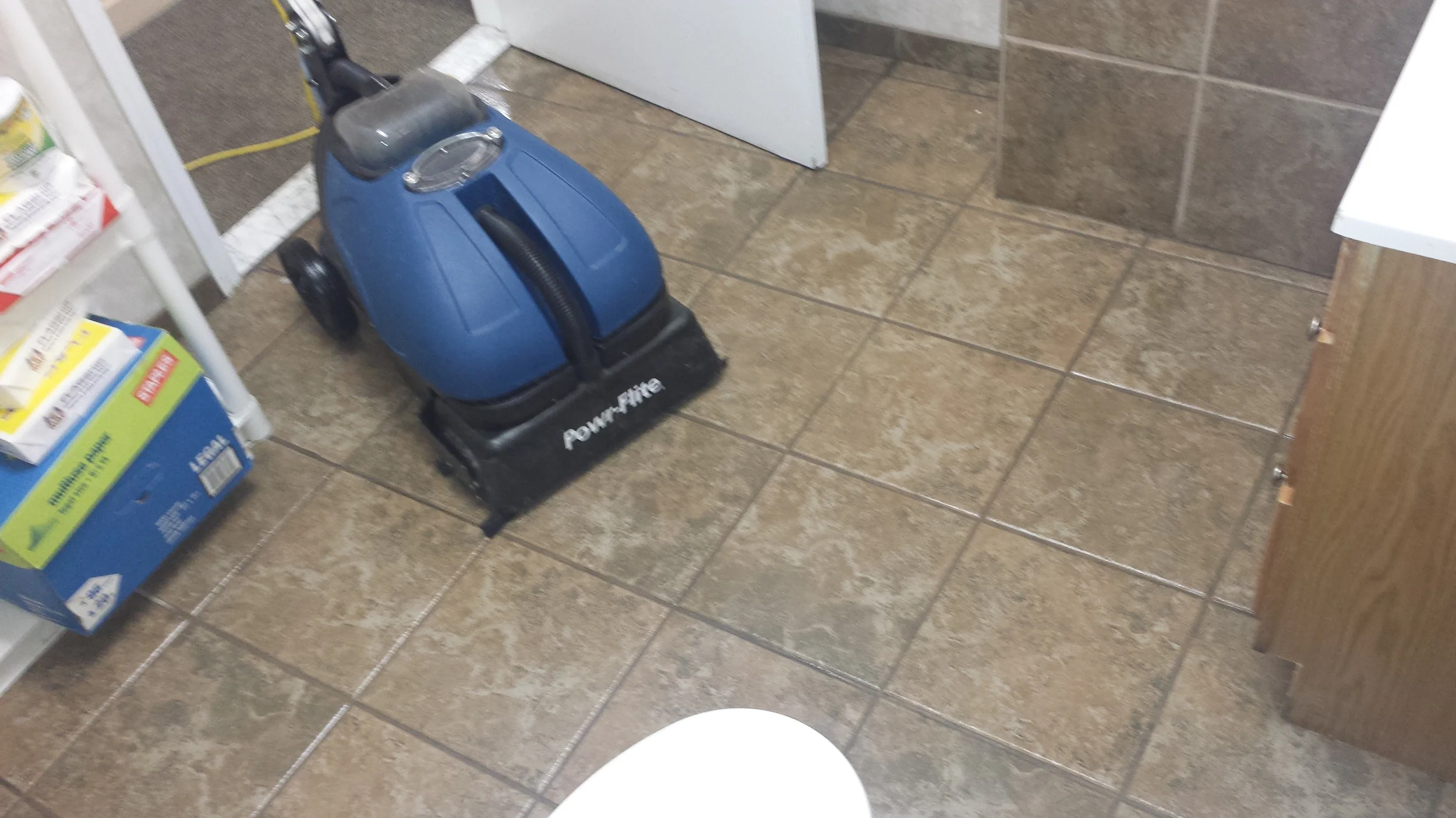 Bathrm Power Scrubbing 2.jpg