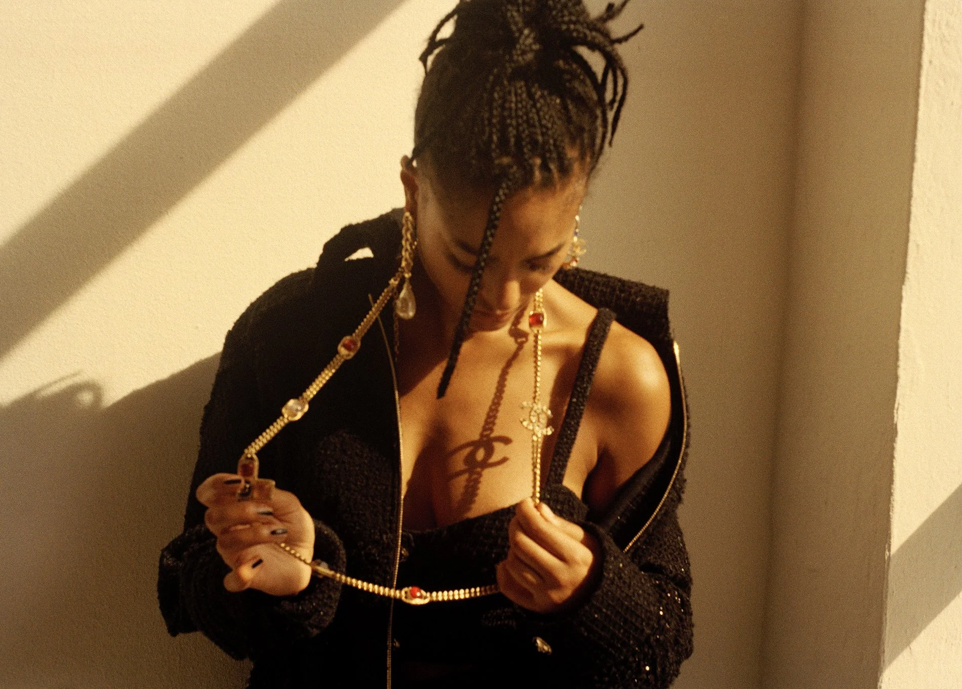 Magazine_NumeroBerlin_Chanel_LarySinger.jpg