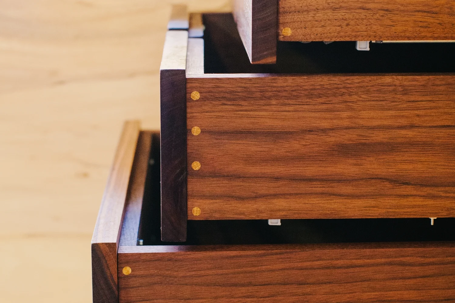 Twyner Sideboard