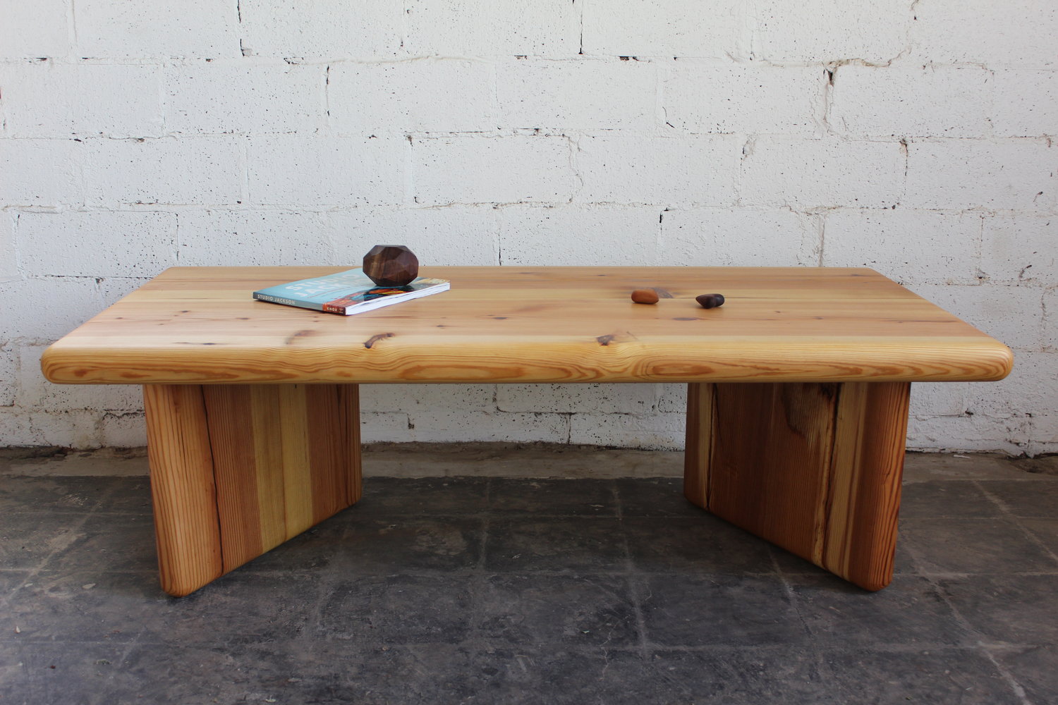Modern Reclaimed Heart Pine Coffee Table D P Design Build Modern Reclaimed Heart Pine Coffee Table D P Design Build