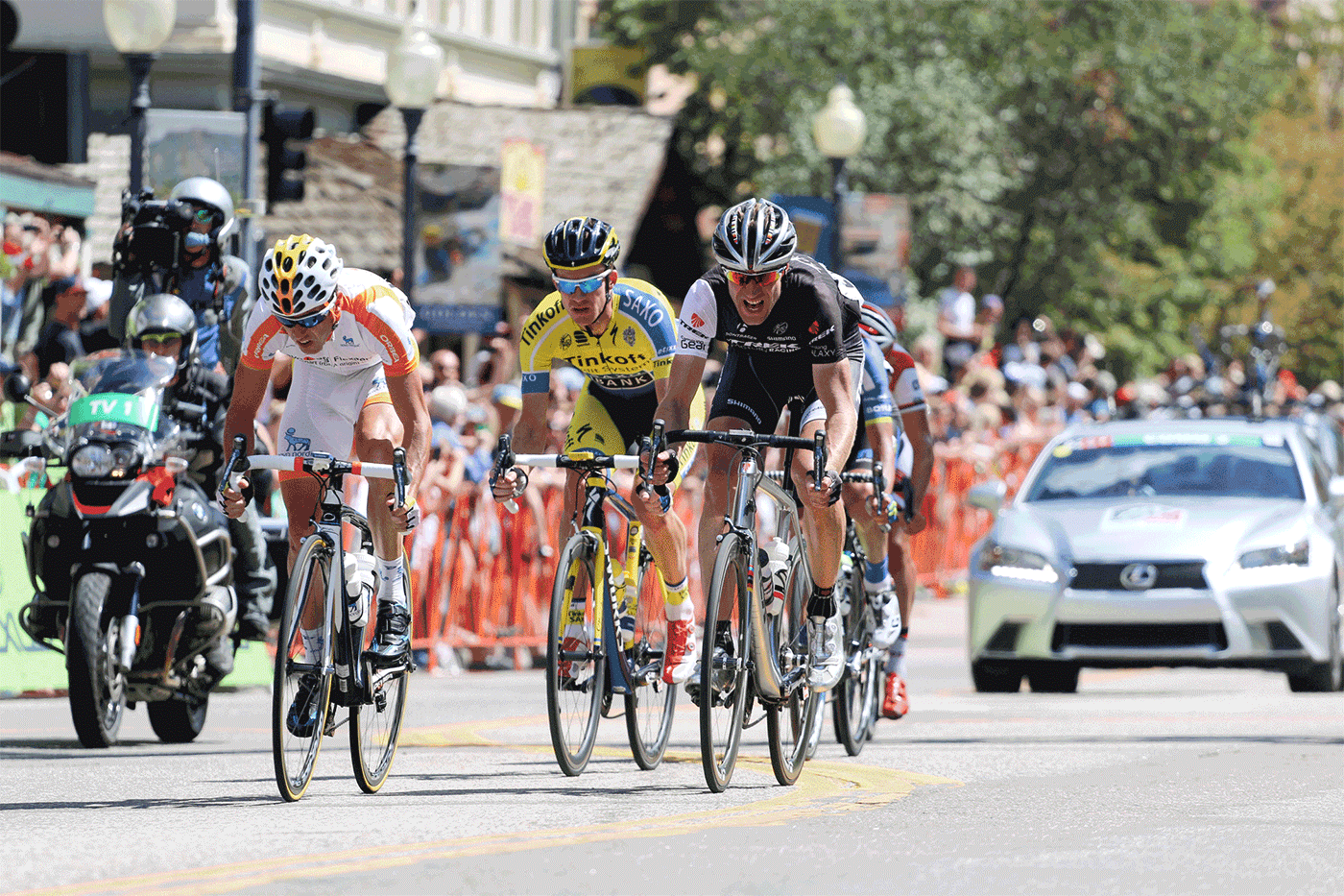 24MAY16.AndrewVic.projectPortfolio.USAProChallenge.FNL_Artboard 8.gif