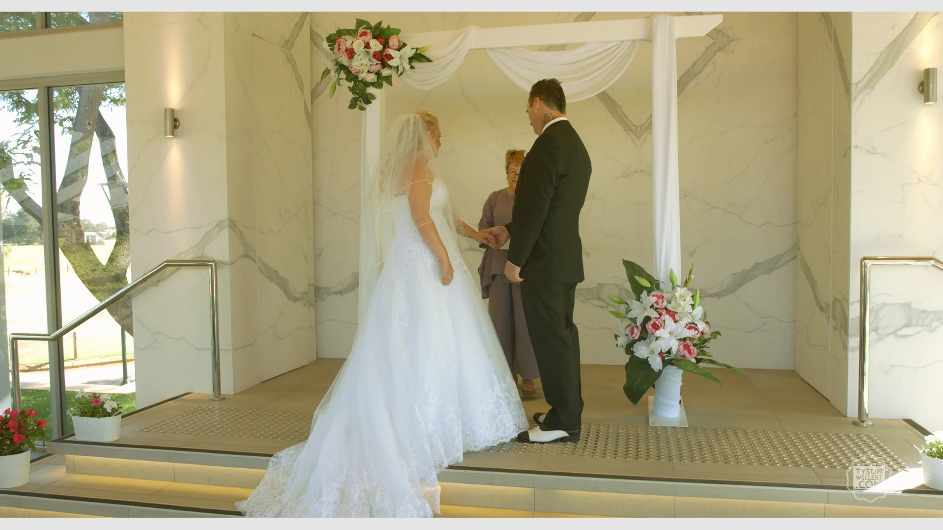 Blackmagic URSA Mini_1_2016-09-08_0504_C0003.00_02_23_14.Still212.jpg