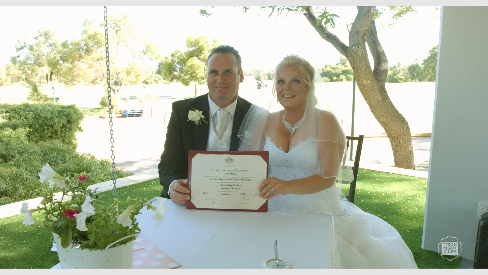 Blackmagic URSA Mini_1_2016-09-08_0504_C0003.00_02_54_09.Still222.jpg