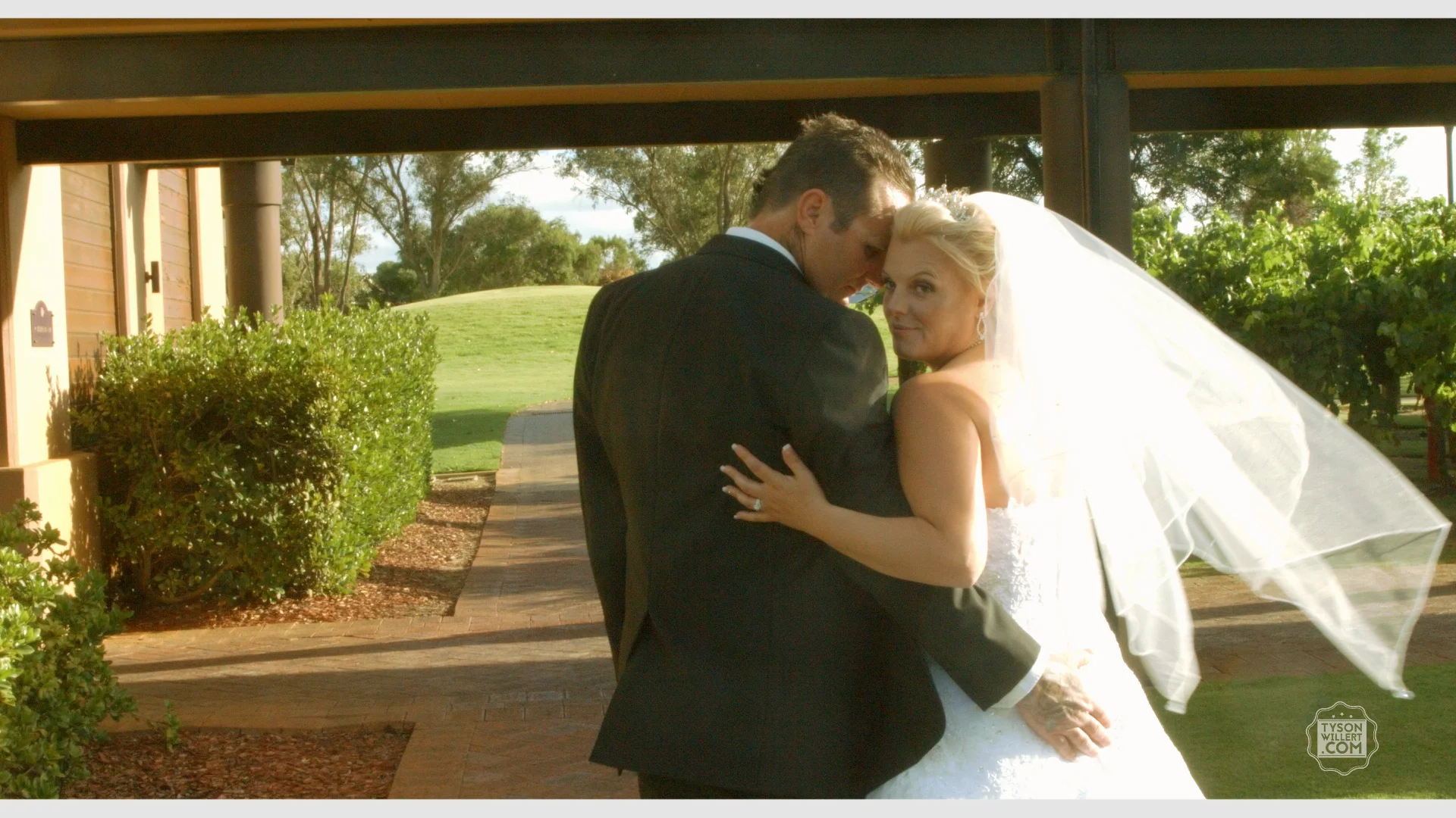 Blackmagic URSA Mini_1_2016-09-08_0504_C0003.00_03_04_26.Still188.jpg