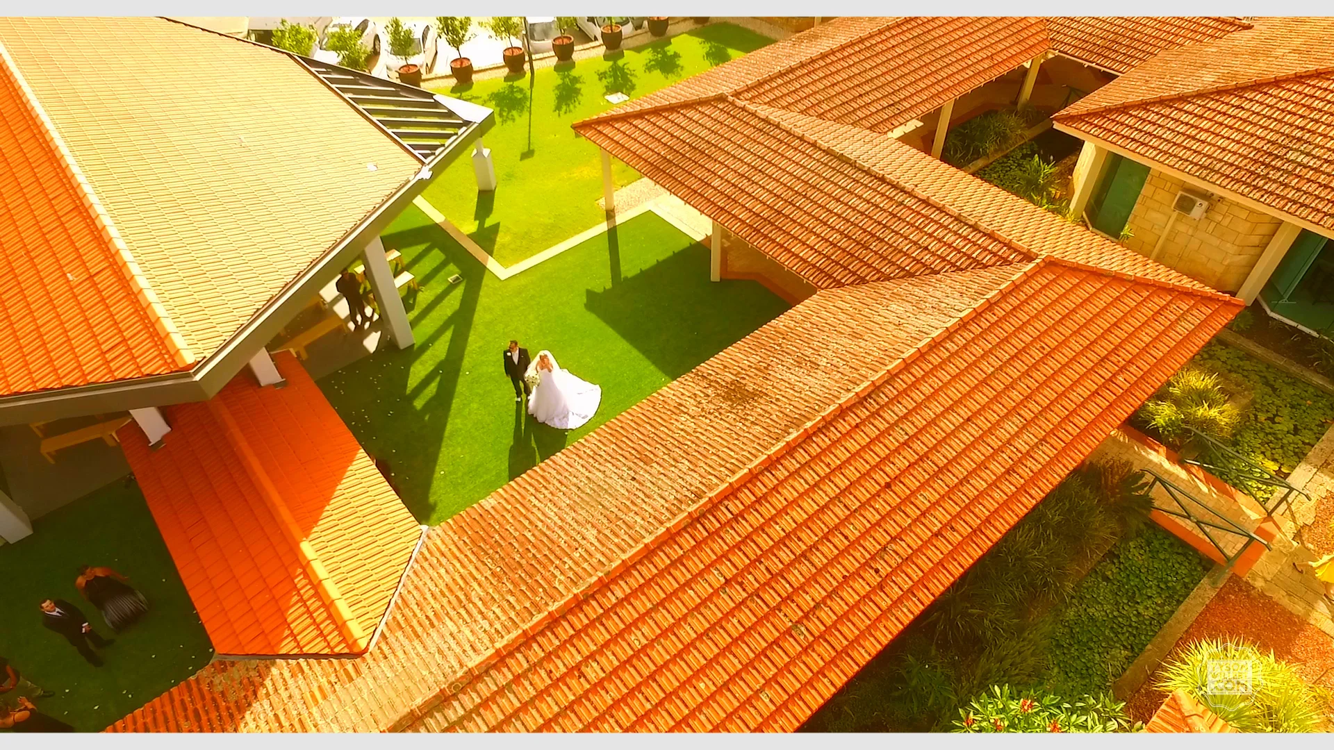 Blackmagic URSA Mini_1_2016-09-08_0504_C0003.00_03_37_08.Still192.jpg