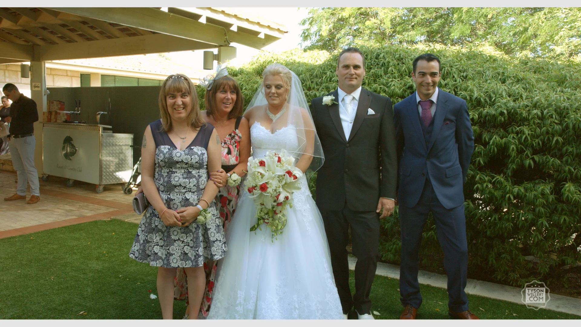 Blackmagic URSA Mini_1_2016-09-08_0504_C0003.00_04_01_02.Still204.jpg