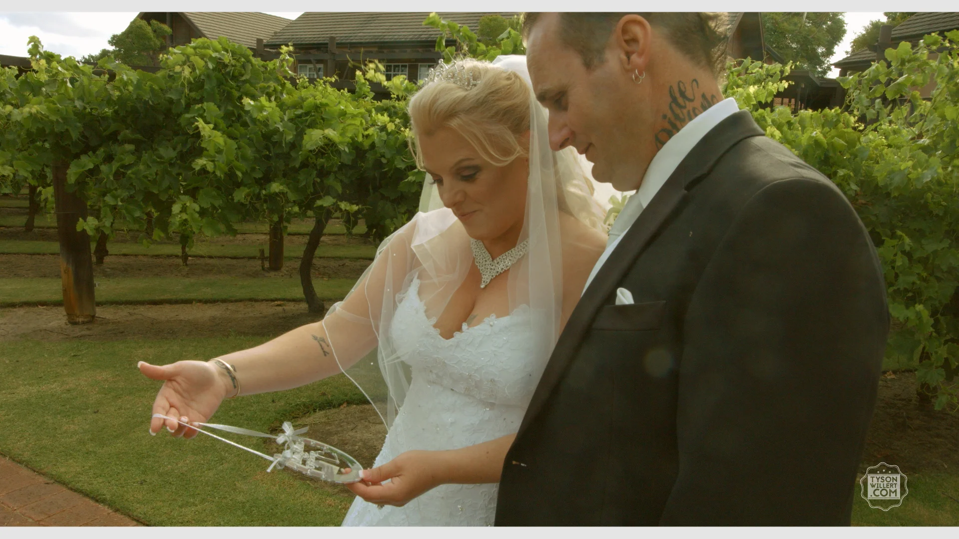 Blackmagic URSA Mini_1_2016-09-08_0504_C0003.00_04_13_17.Still212.jpg