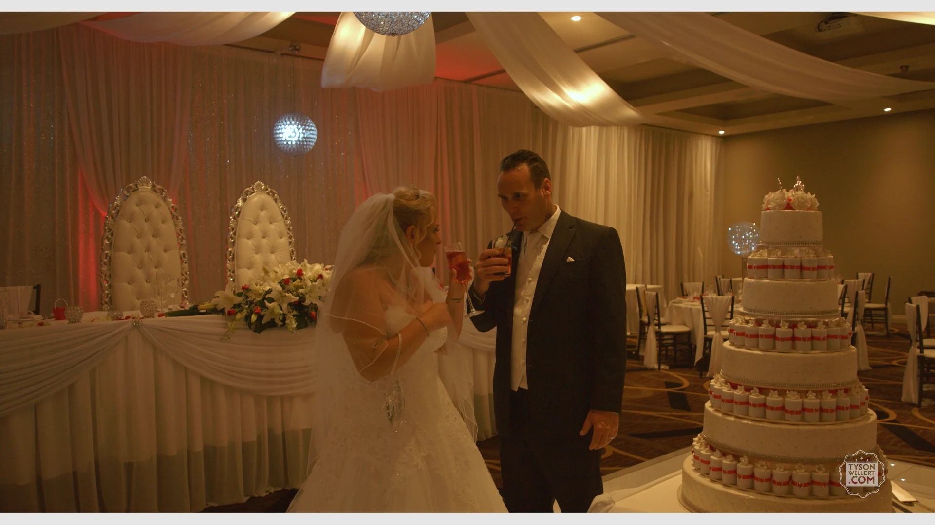 Blackmagic URSA Mini_1_2016-09-08_0504_C0003.00_04_19_23.Still215.jpg