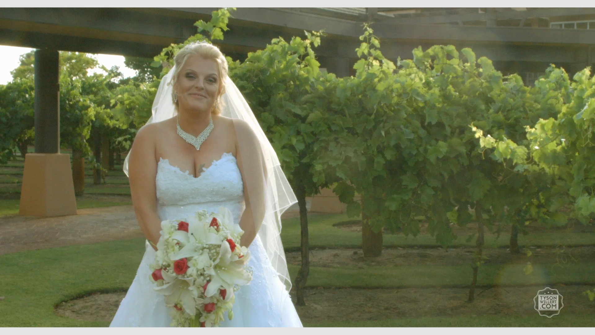 Blackmagic URSA Mini_1_2016-09-08_0504_C0003.00_04_50_24.Still227.jpg