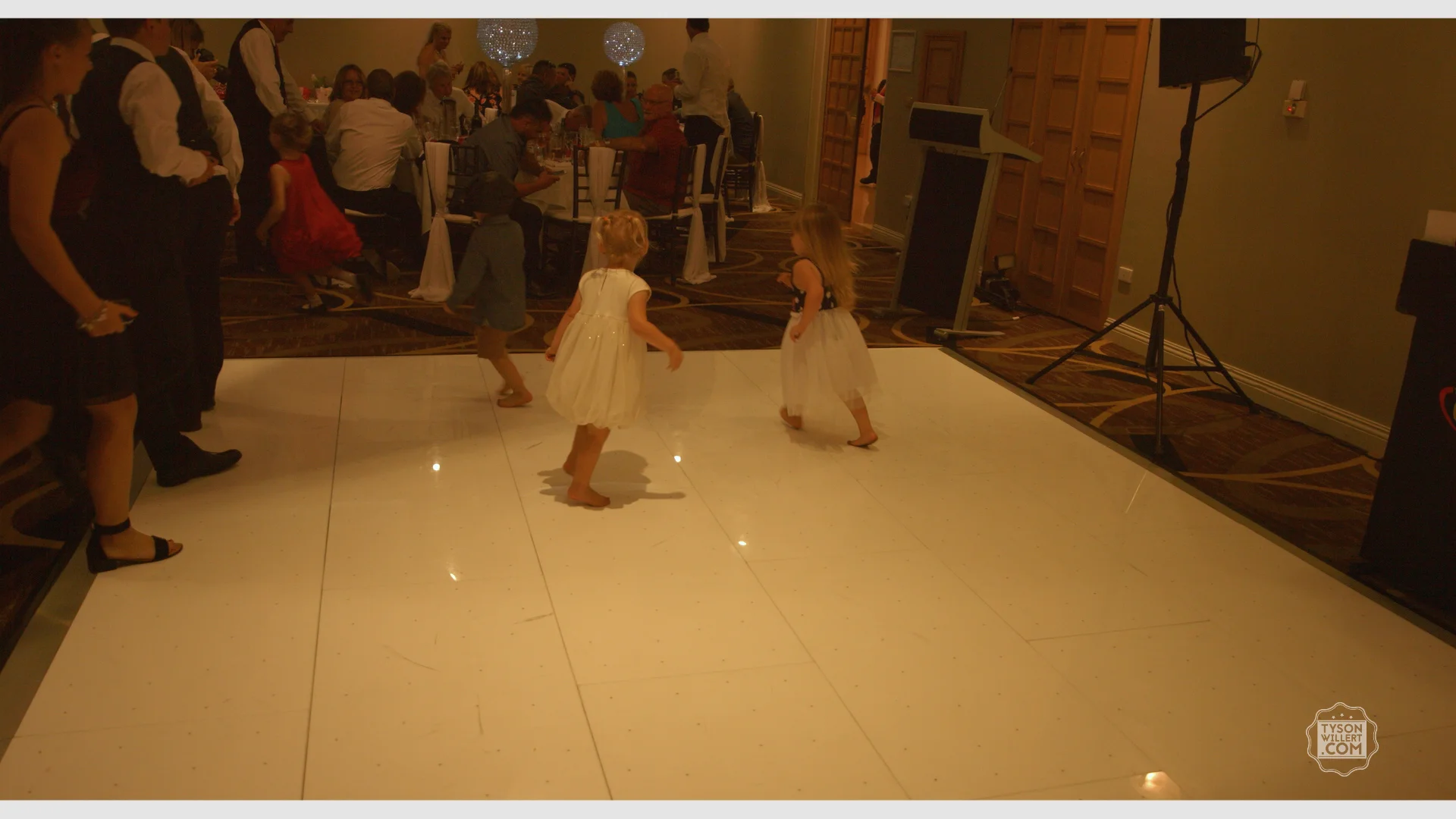 Blackmagic URSA Mini_1_2016-09-08_0504_C0003.00_06_03_06.Still252.jpg