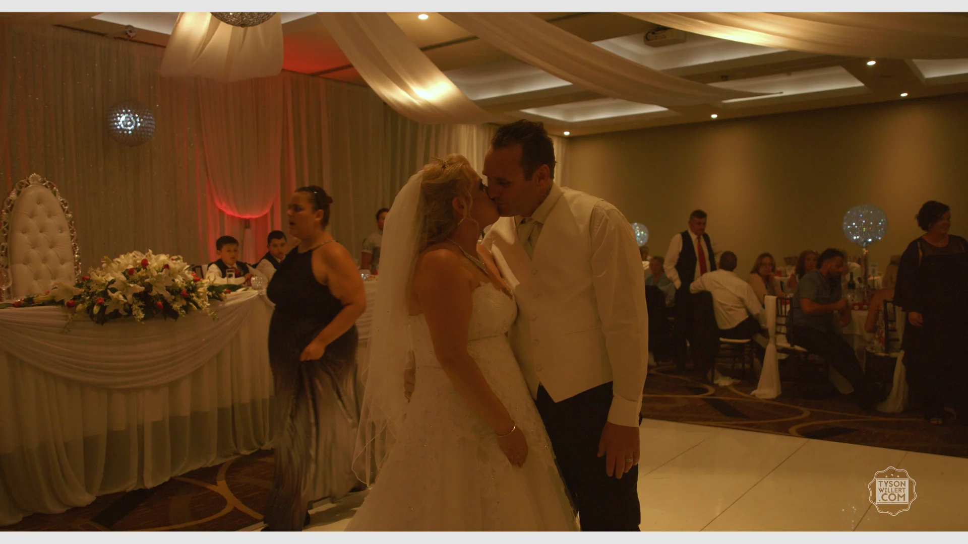 Blackmagic URSA Mini_1_2016-09-08_0504_C0003.00_06_07_49.Still254.jpg