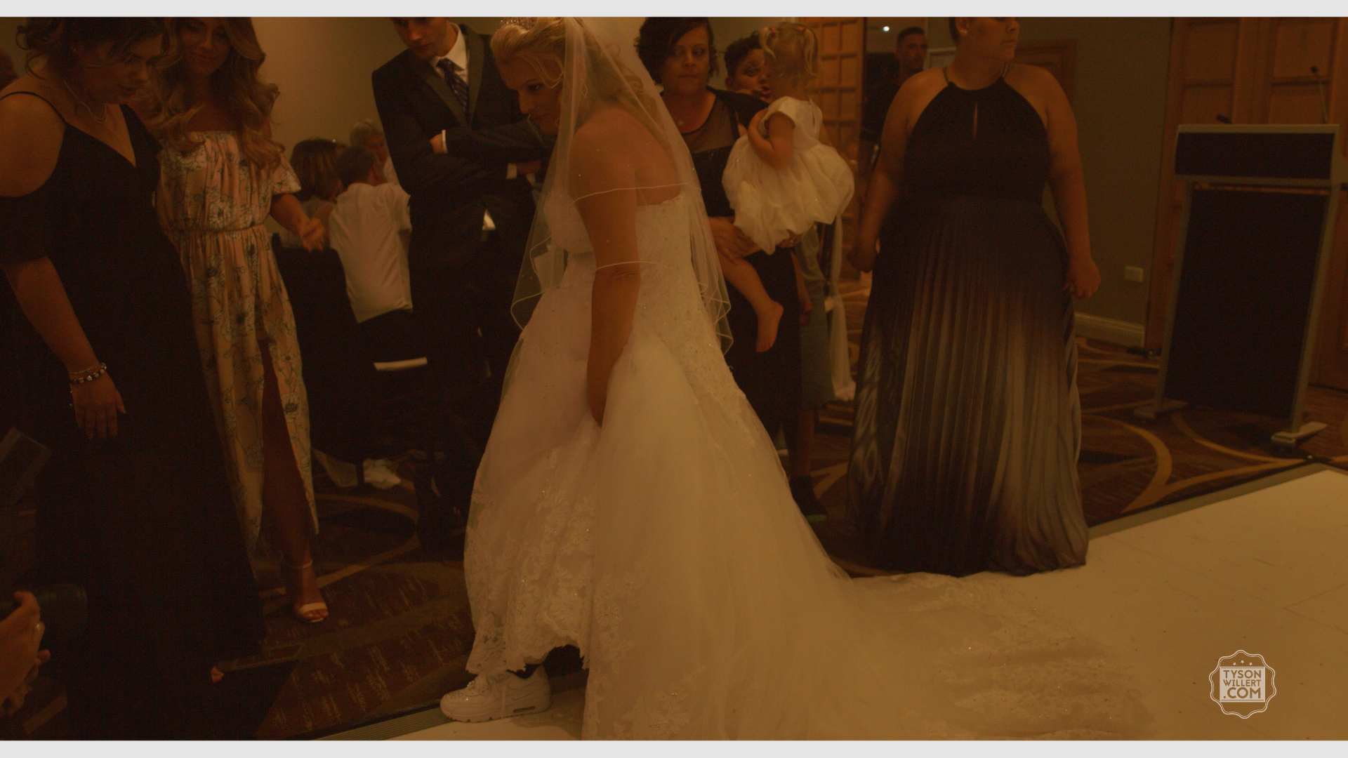 Blackmagic URSA Mini_1_2016-09-08_0504_C0003.00_06_16_32.Still258.jpg