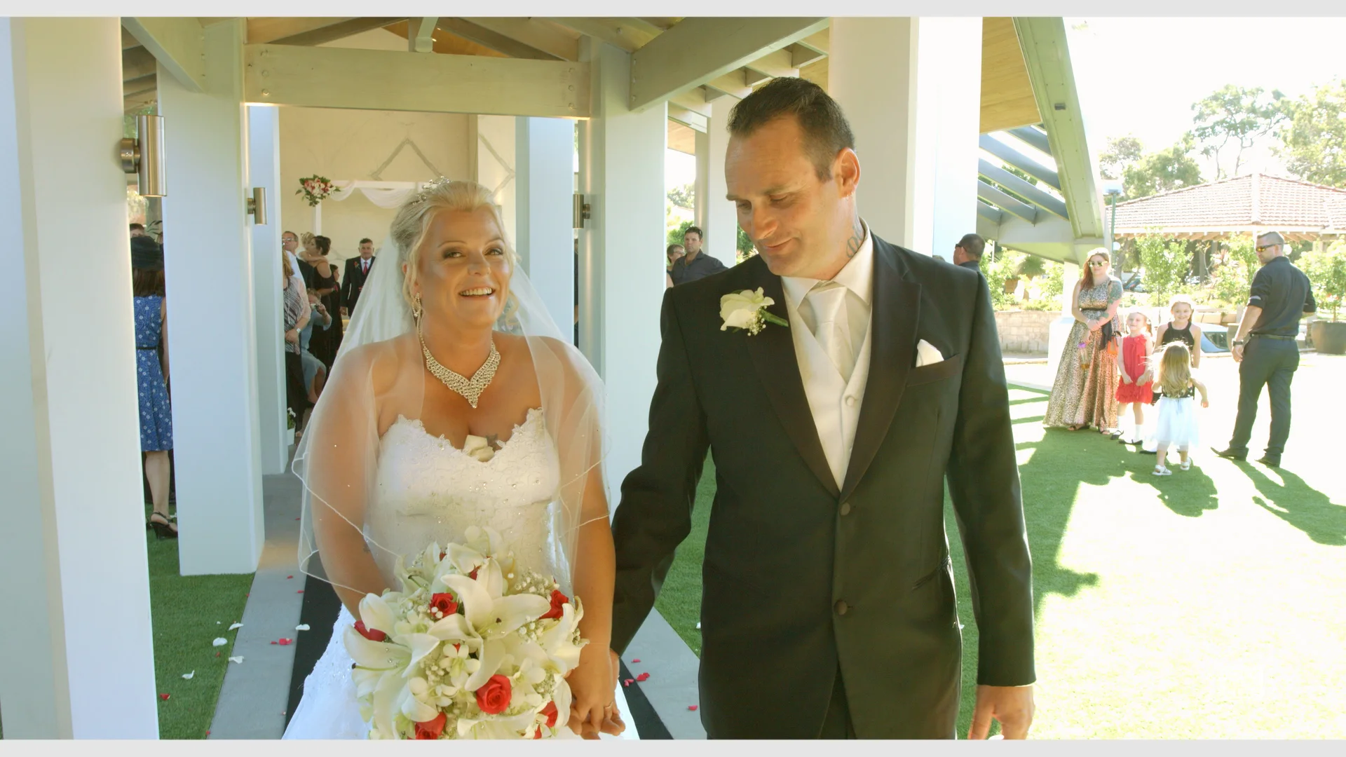 Blackmagic URSA Mini_1_2016-09-08_0504_C0003.00_07_57_31.Still292.jpg