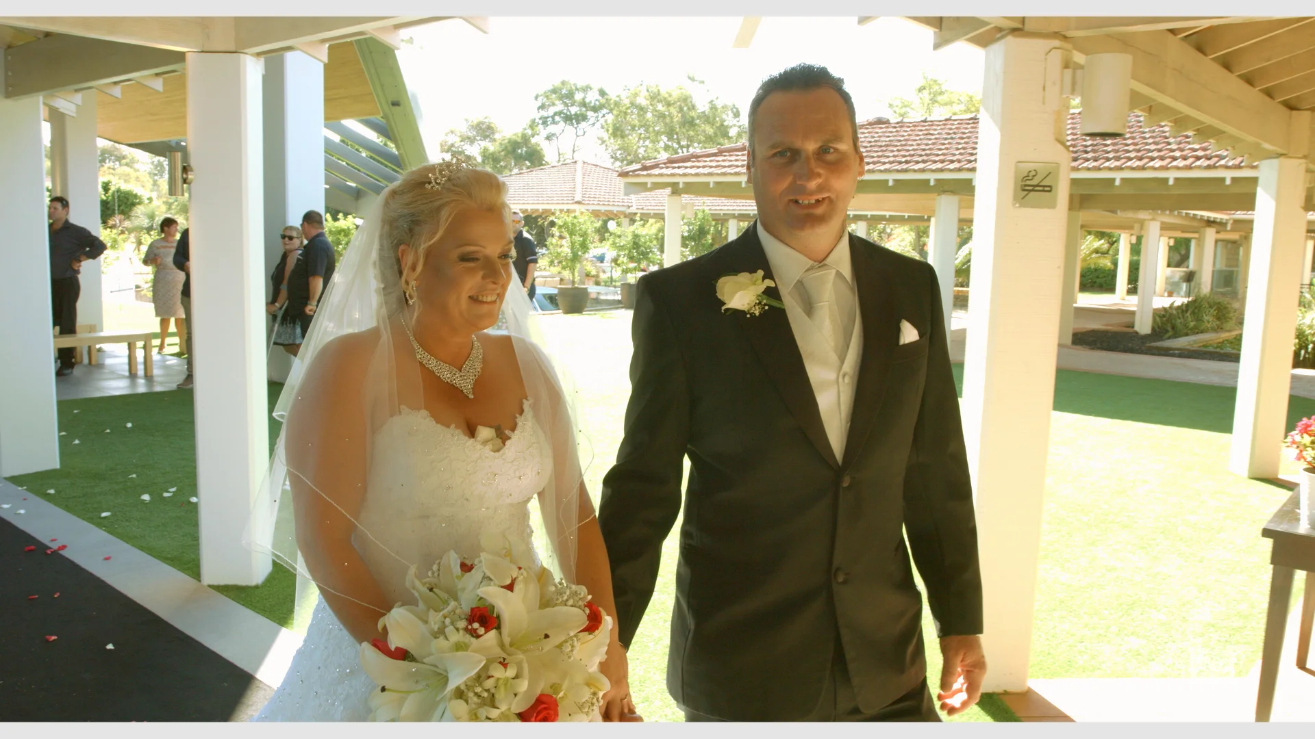 Blackmagic URSA Mini_1_2016-09-08_0504_C0003.00_08_04_54.Still295.jpg