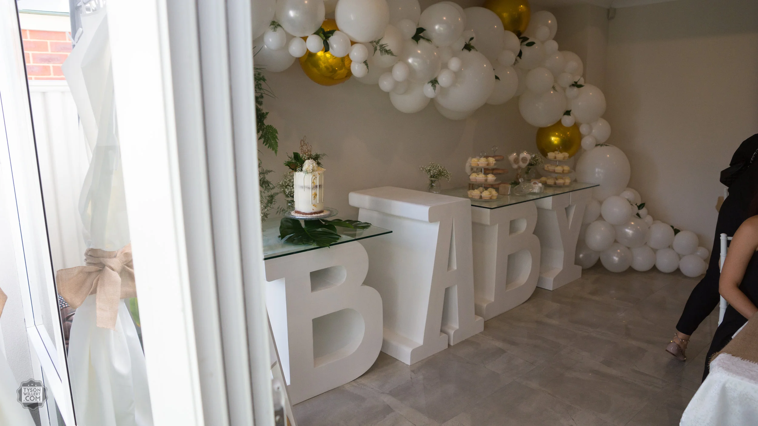 stormbabyshowerLOGO (131 of 400).jpg