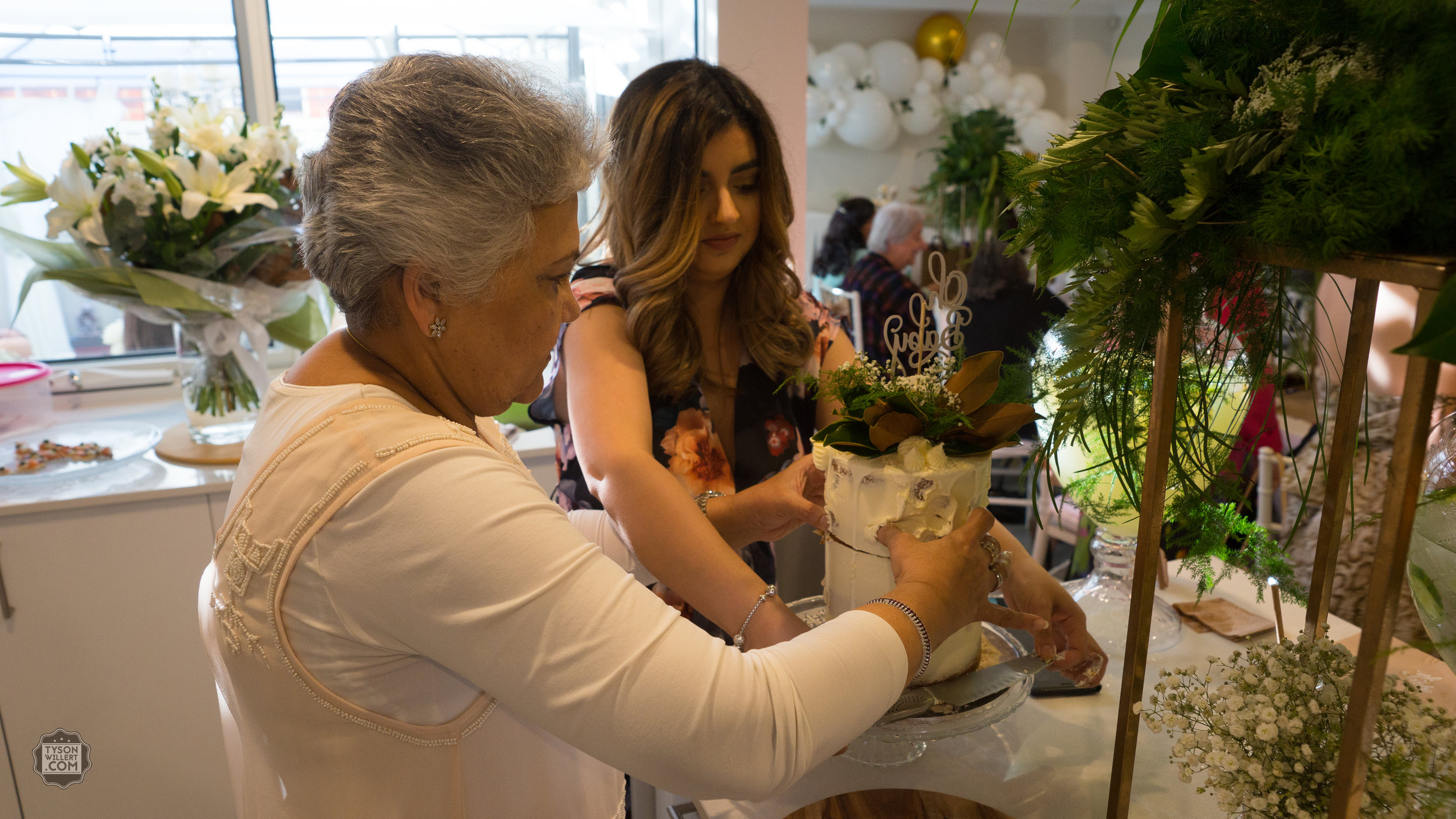 stormbabyshowerLOGO (354 of 400).jpg