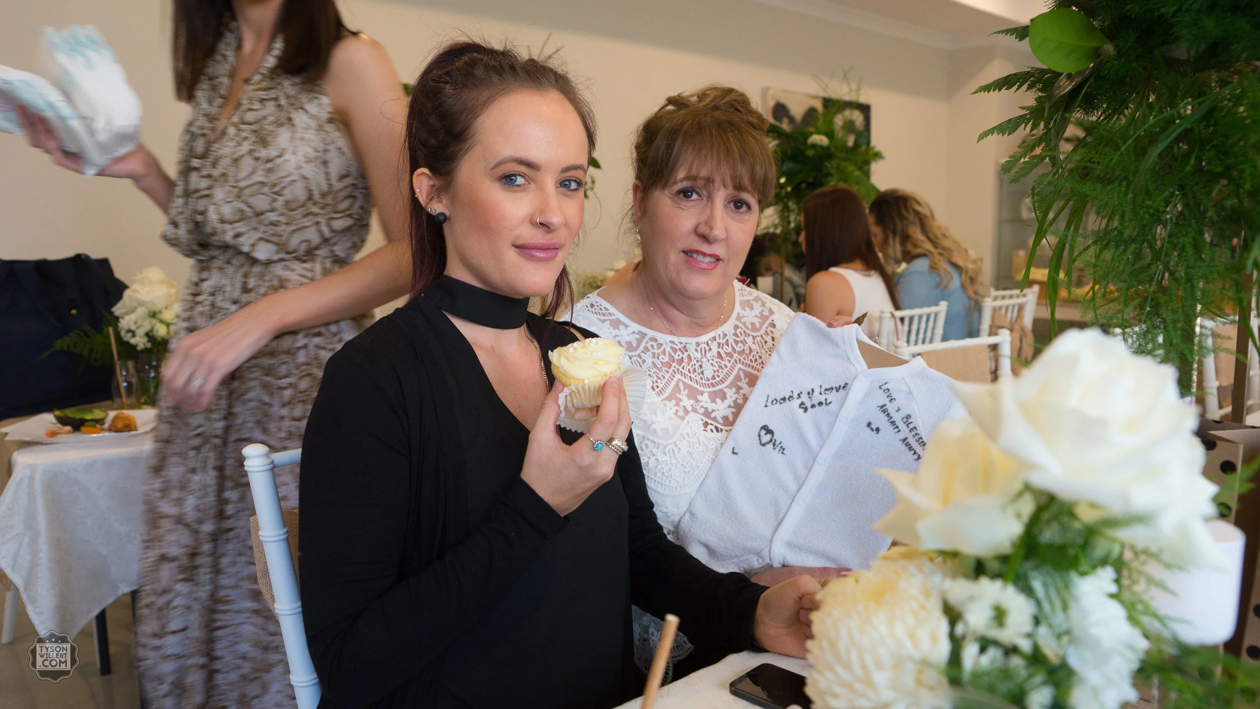 stormbabyshowerLOGO (367 of 400).jpg