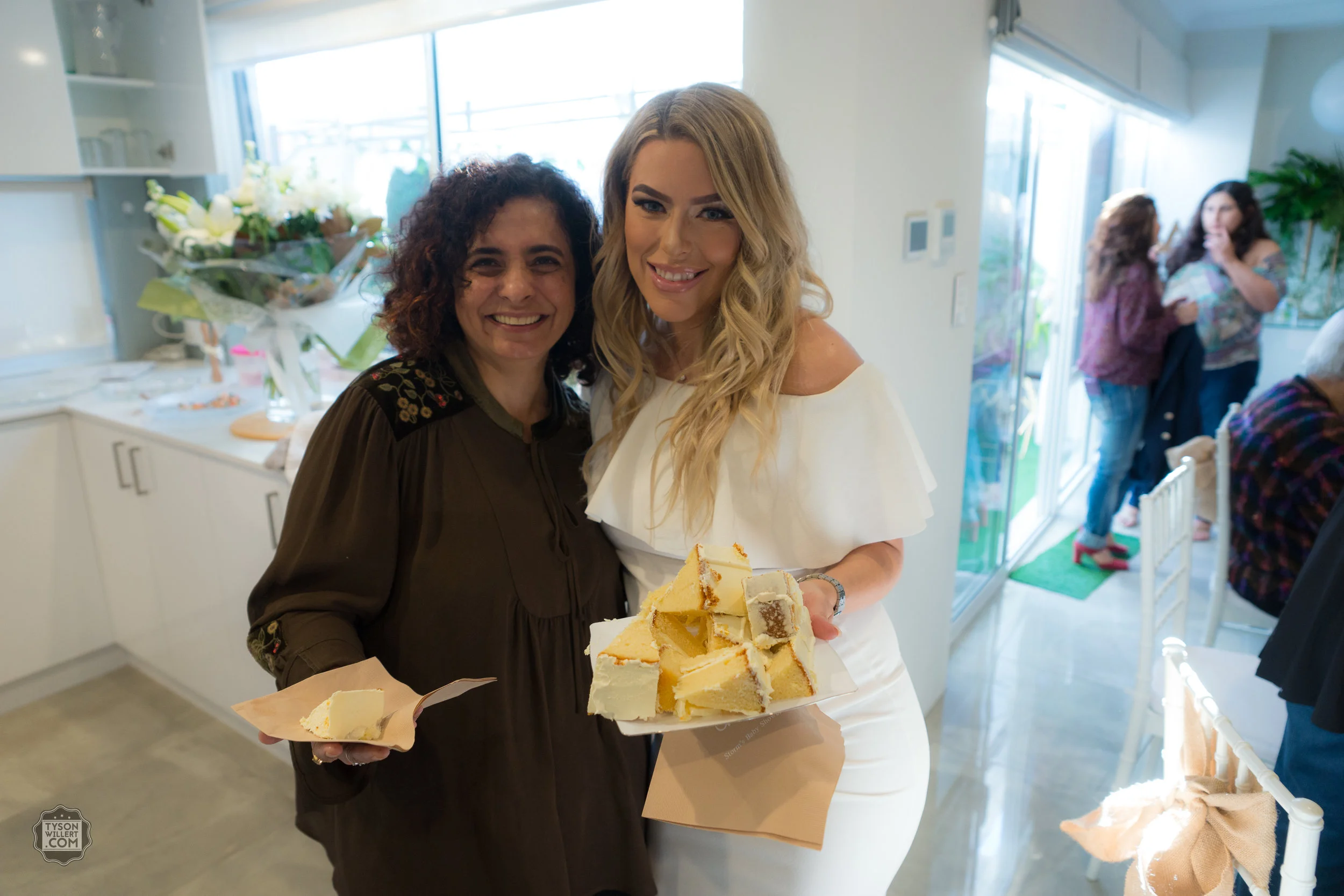 stormbabyshowerLOGO (373 of 400).jpg