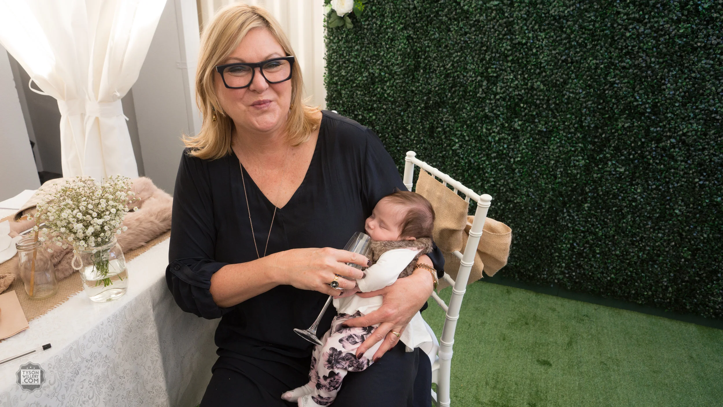 stormbabyshowerLOGO (378 of 400).jpg