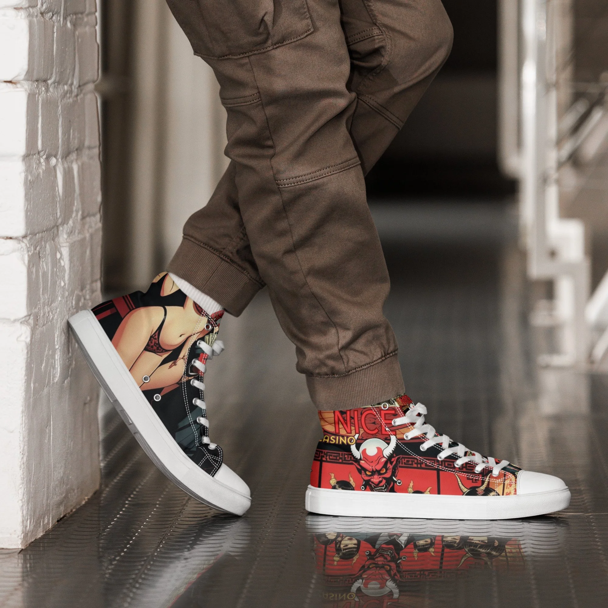 mens-high-top-canvas-shoes-white-right-2-66dfe95b62cb7.jpg