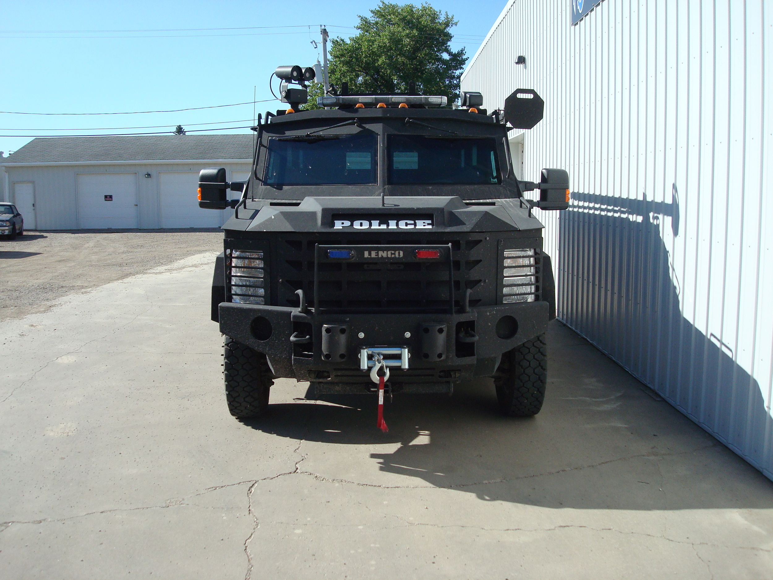 GFPD Swat Team Bearcat Armored Vehicle - Navigation Head Unit, Speaker & Rear Camera Installation