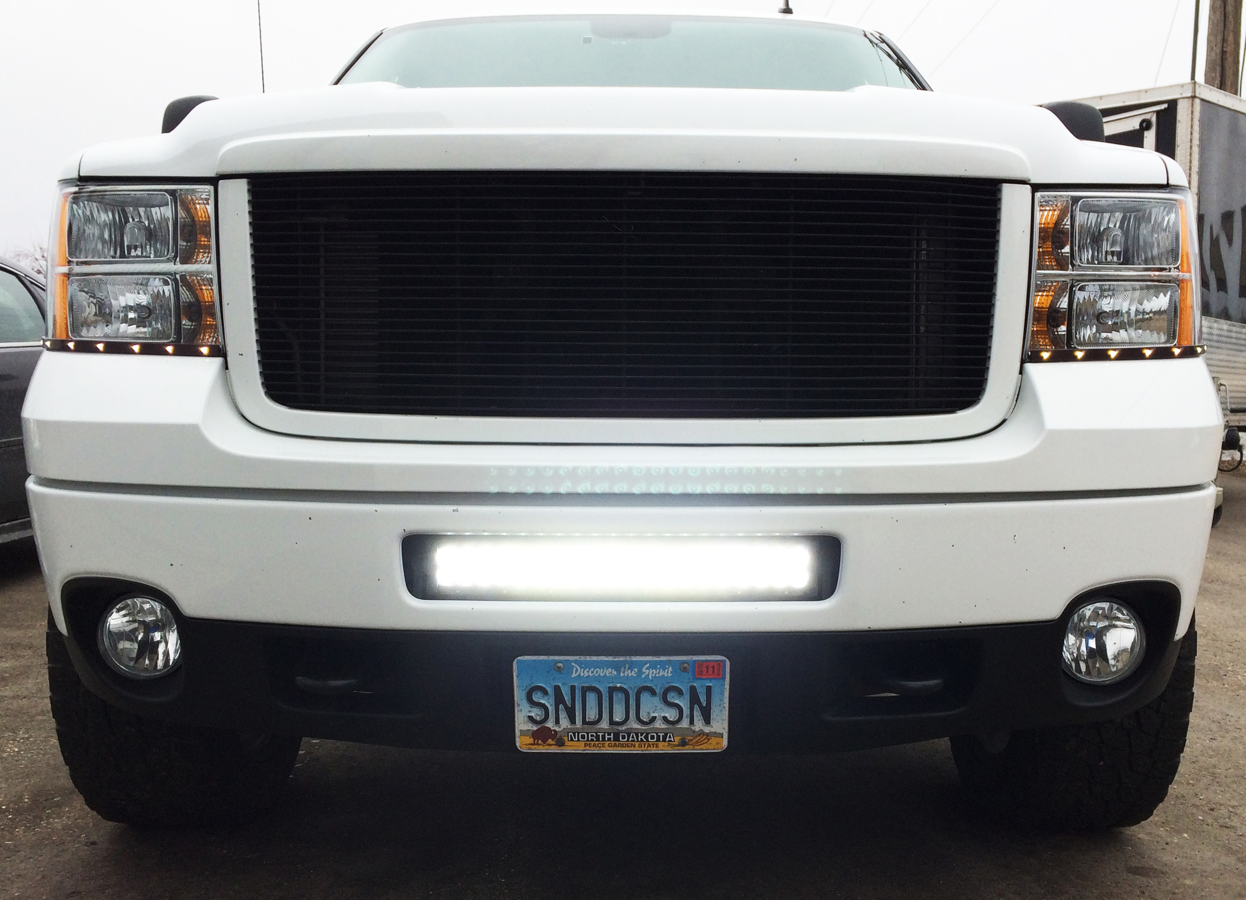 2011 Sierra 2500 - LED Light Bar & LED Daytime Running Lights