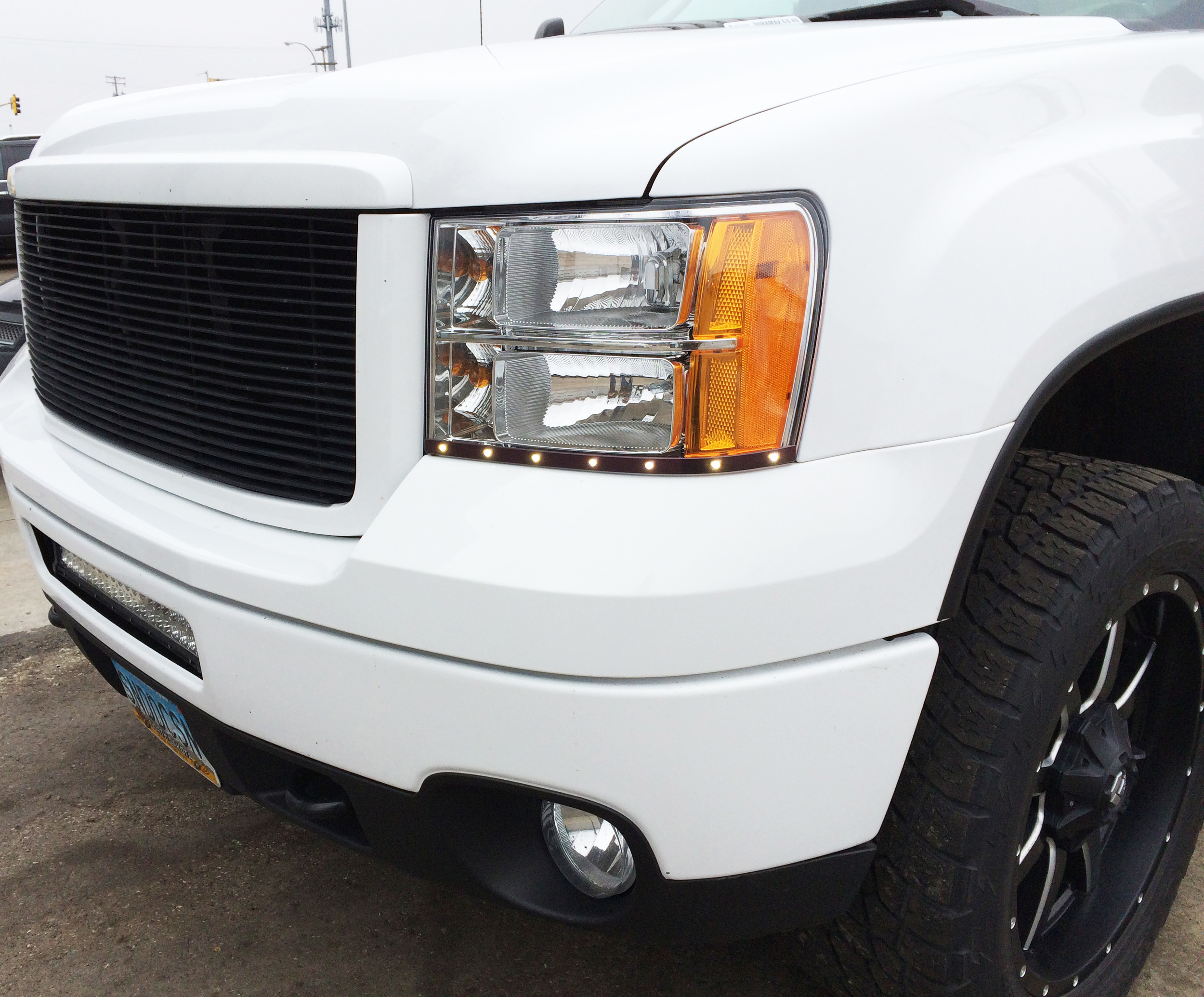 2011 Sierra 2500 - LED Light Bar & LED Daytime Running Lights