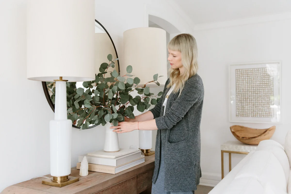 erin-featherston-los-angeles-home-tour-rip-tan-jenni-kayne-hazel-scout-4.jpeg