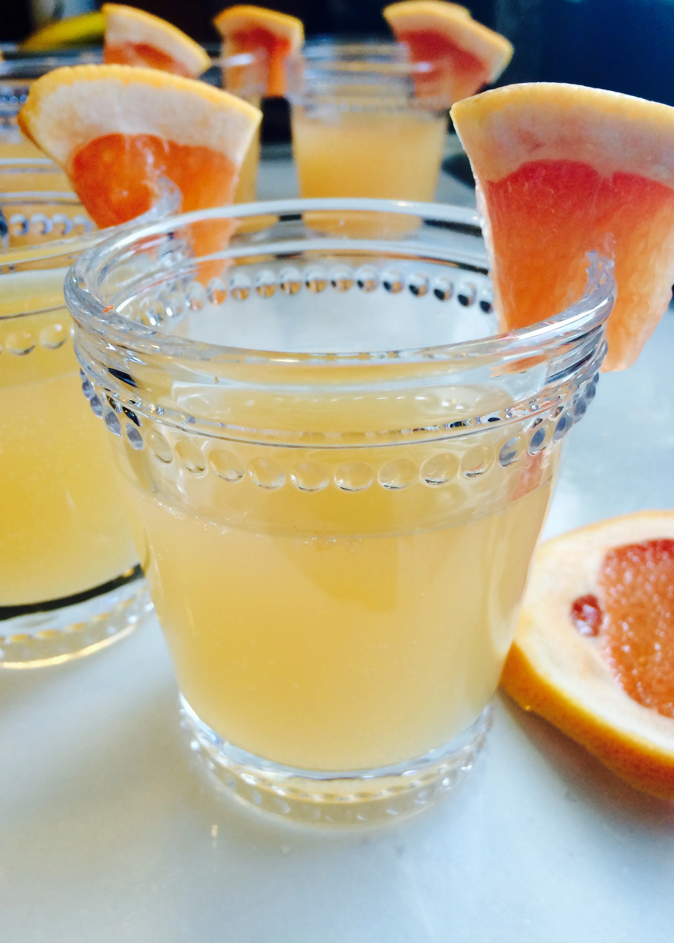  Sparkling grapefruit moscato