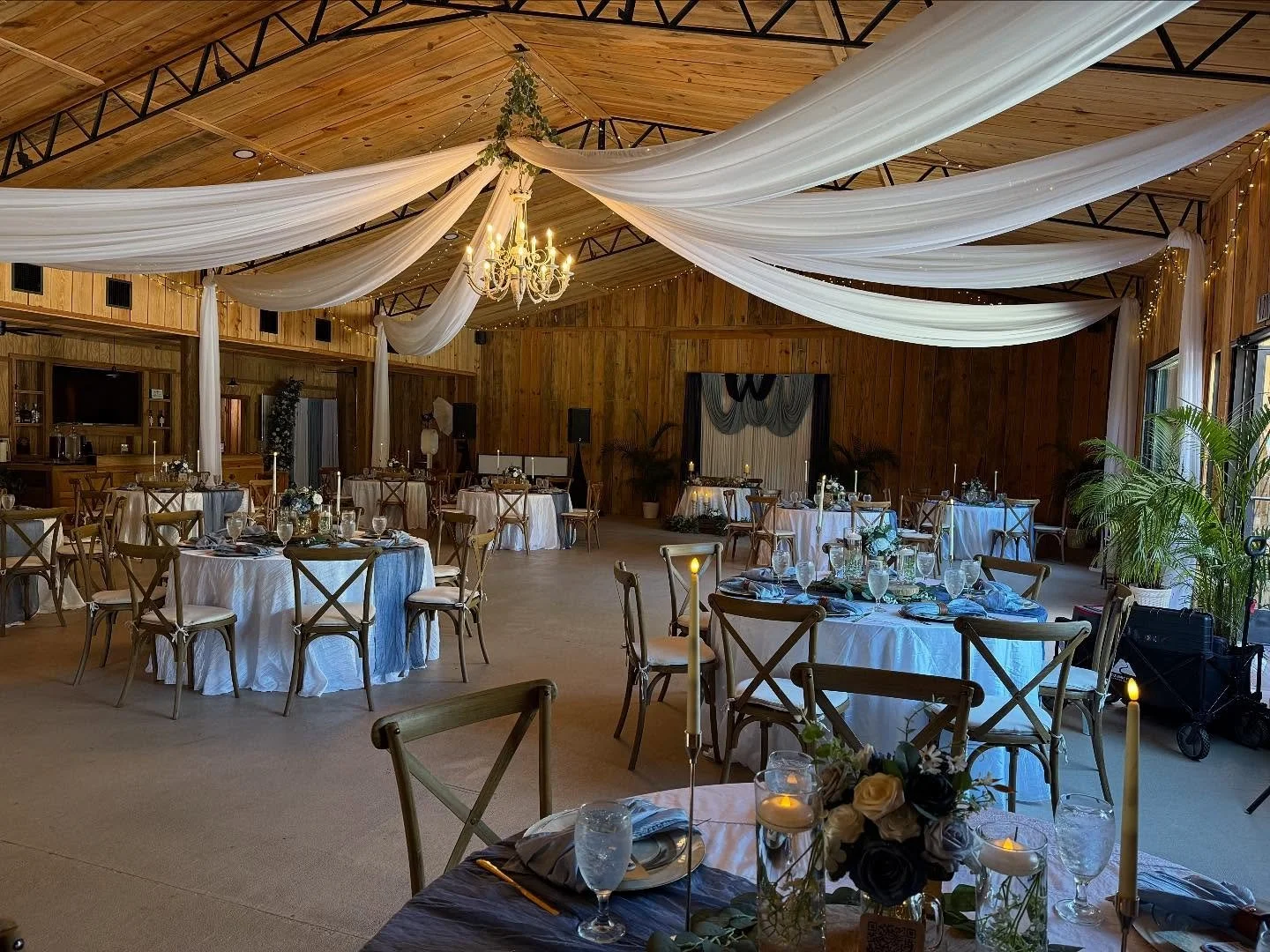 A beautiful day, a stunning couple, and a timeless venue &mdash; honored to cater this unforgettable wedding at Rustic Grace Barn. 
.
.
.
.
#foodiecatering
#wedding
#orlandowedding
#orlandocaterer
#orlandocatering
#rusticwedding
#weddingdetails
#wedd