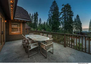 Eagle Cedar Crest Cottages