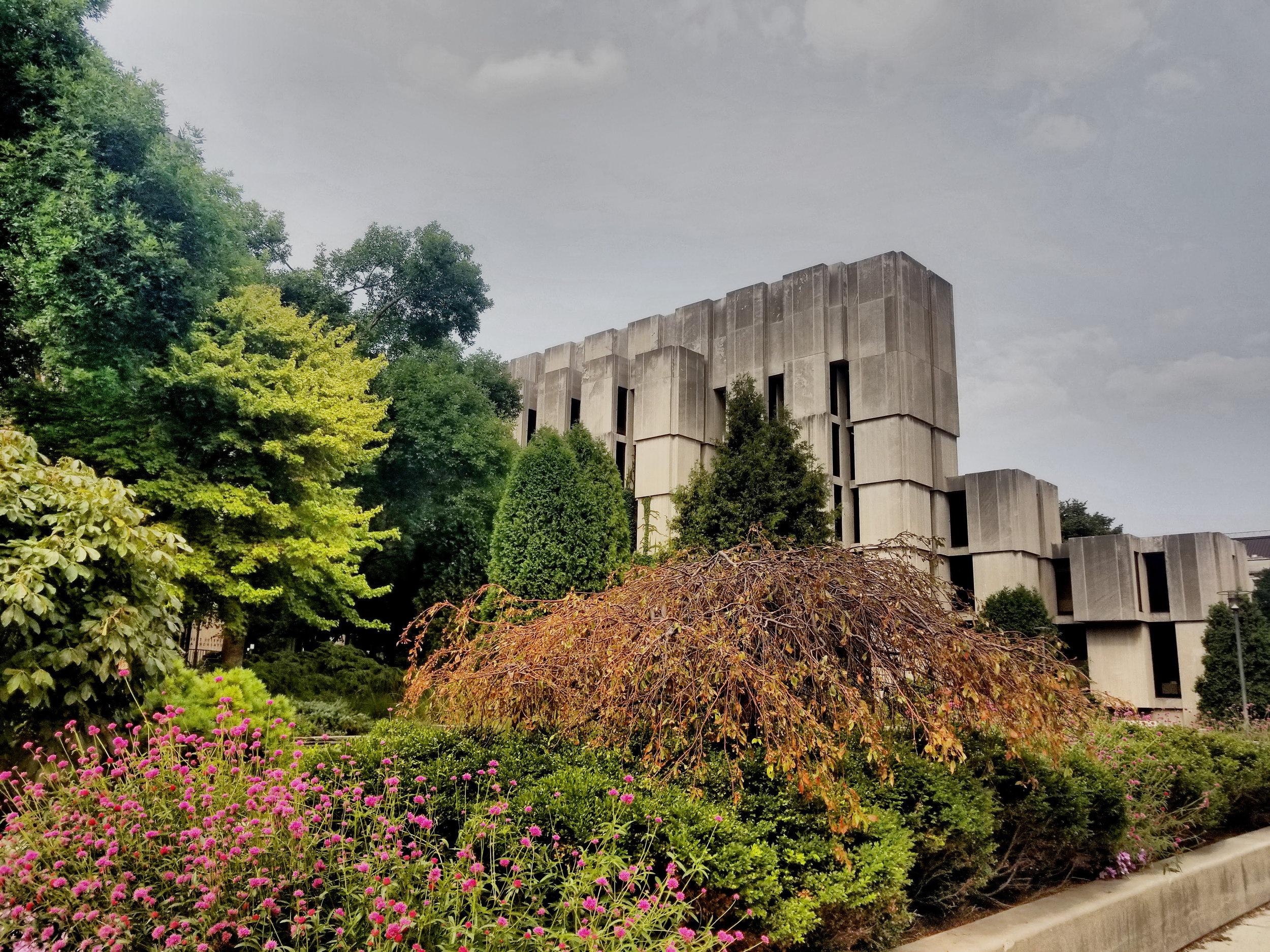  Joseph Regenstein Library (Skidmore, Owings, &amp; Merrill Architects). University of Chicago, Chicago, 2018. 