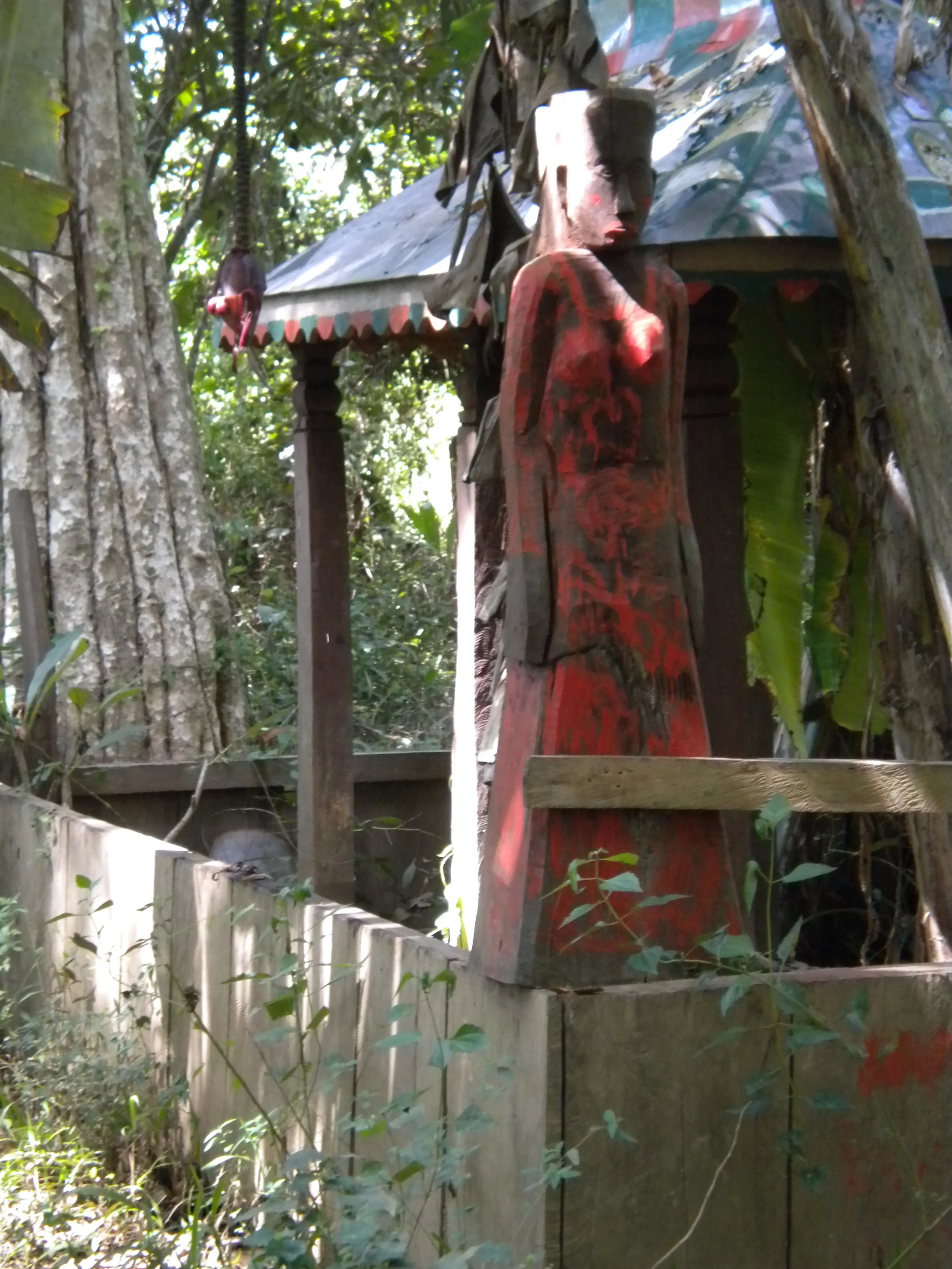 tampuon cemetary 1.jpg