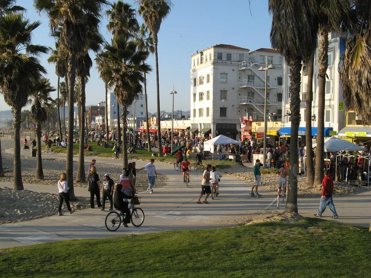 Hidden Venice Beach: A Walking Tour