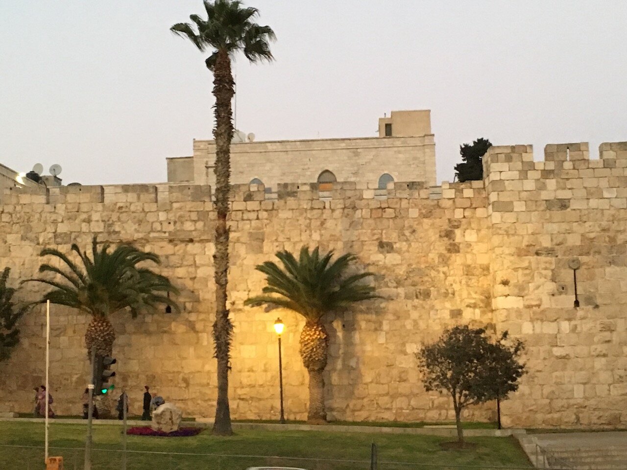Old city walls of Jerusalem.JPG