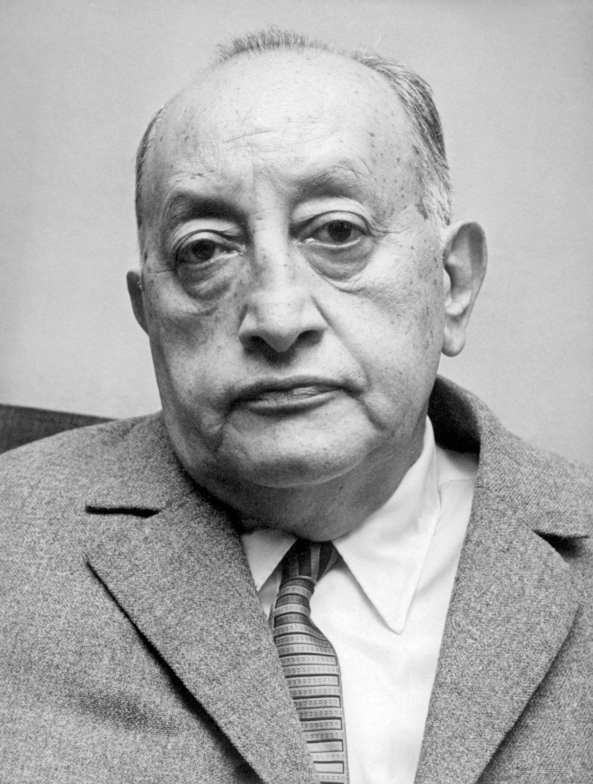Miguel-Ángel-Asturias.jpg