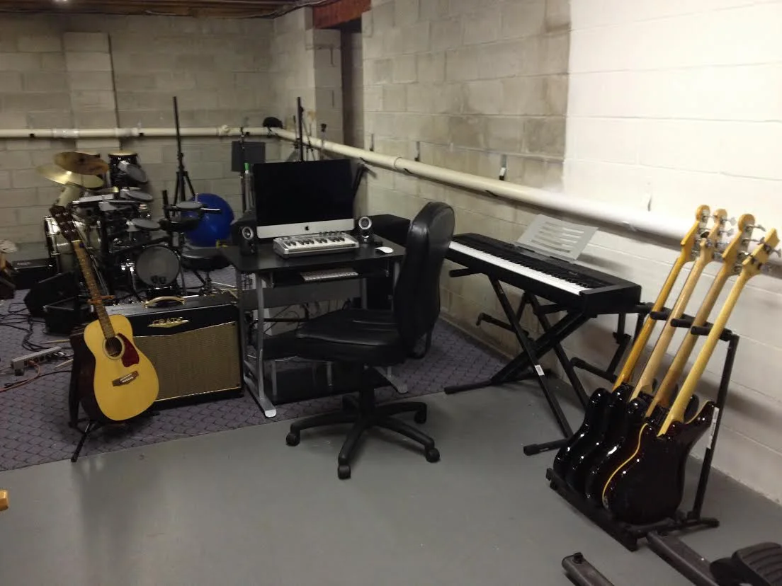 New home studio. An improvement for sure! 