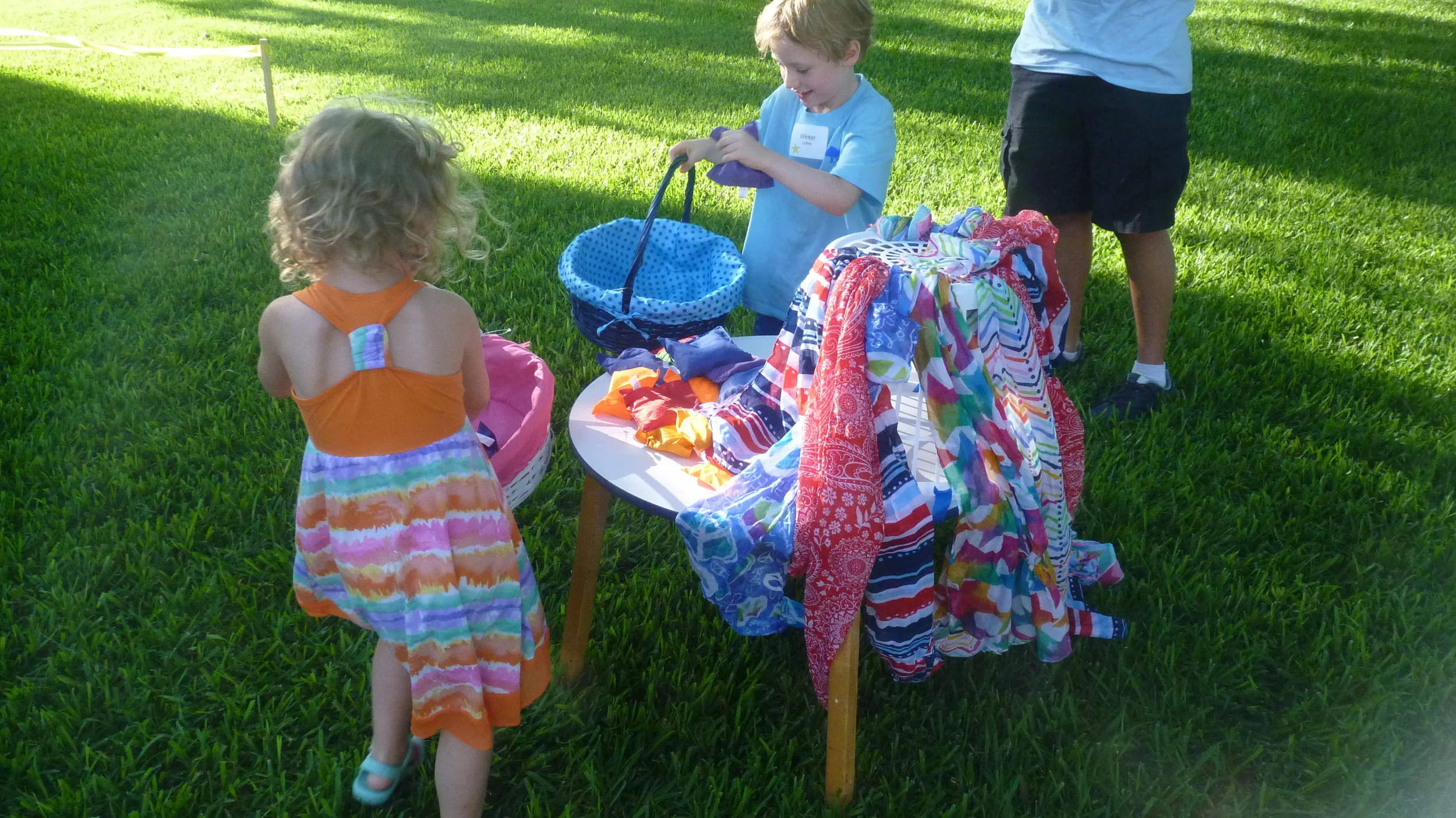 More pictures from our Haitian market.
