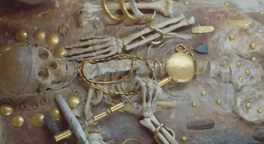 How Much Gold Is Hiding in Cemeteries and Burial Sites?