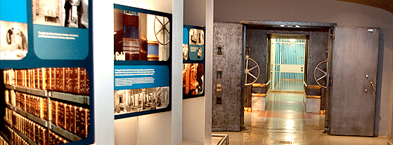 Every year tens of thousands of visitors from around the world visit the gold vault ON a free, public tour of the New York Fed. Credit: NY Fed.